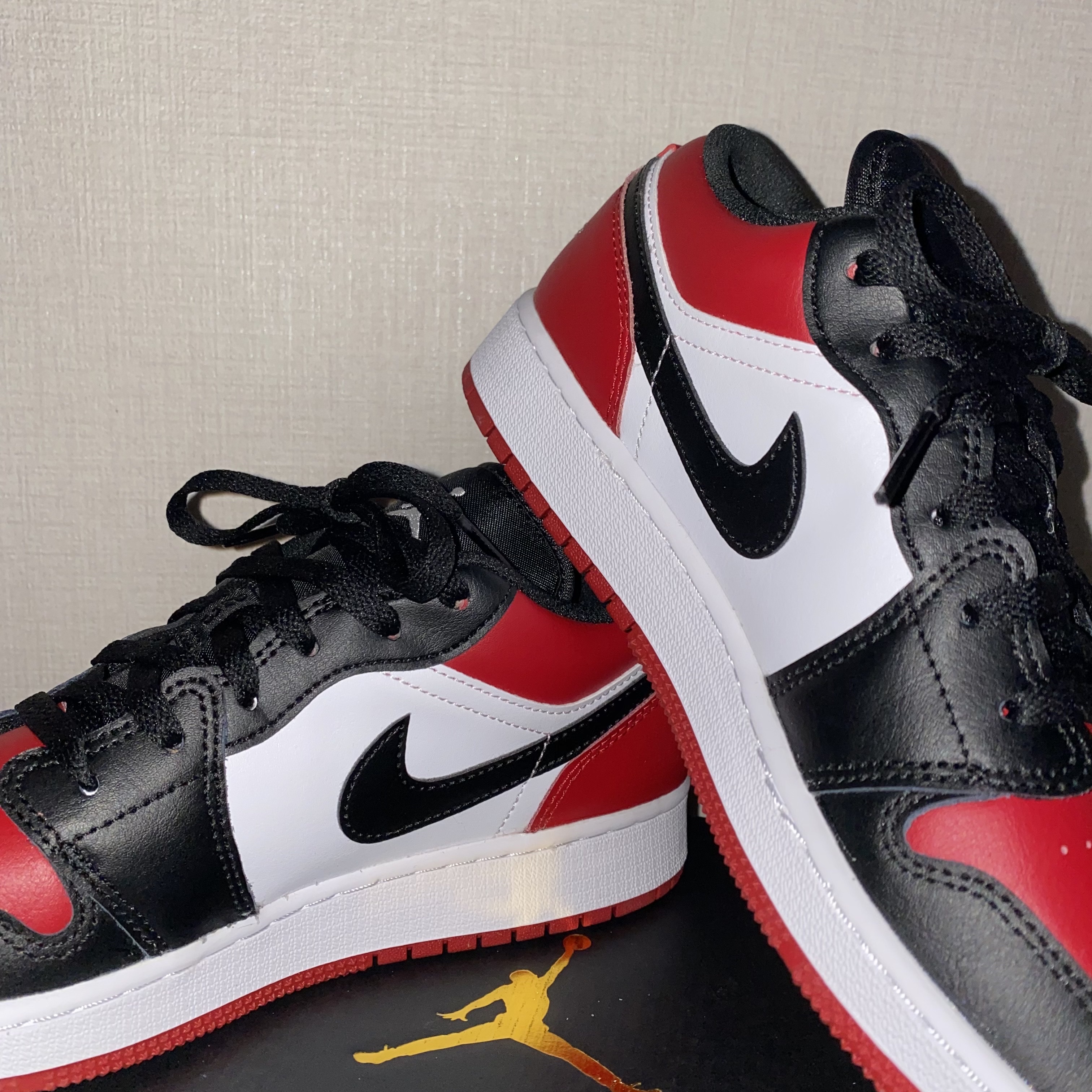 (GS) Jordan 1 Low Bred Toe 착용 스타일 - 2