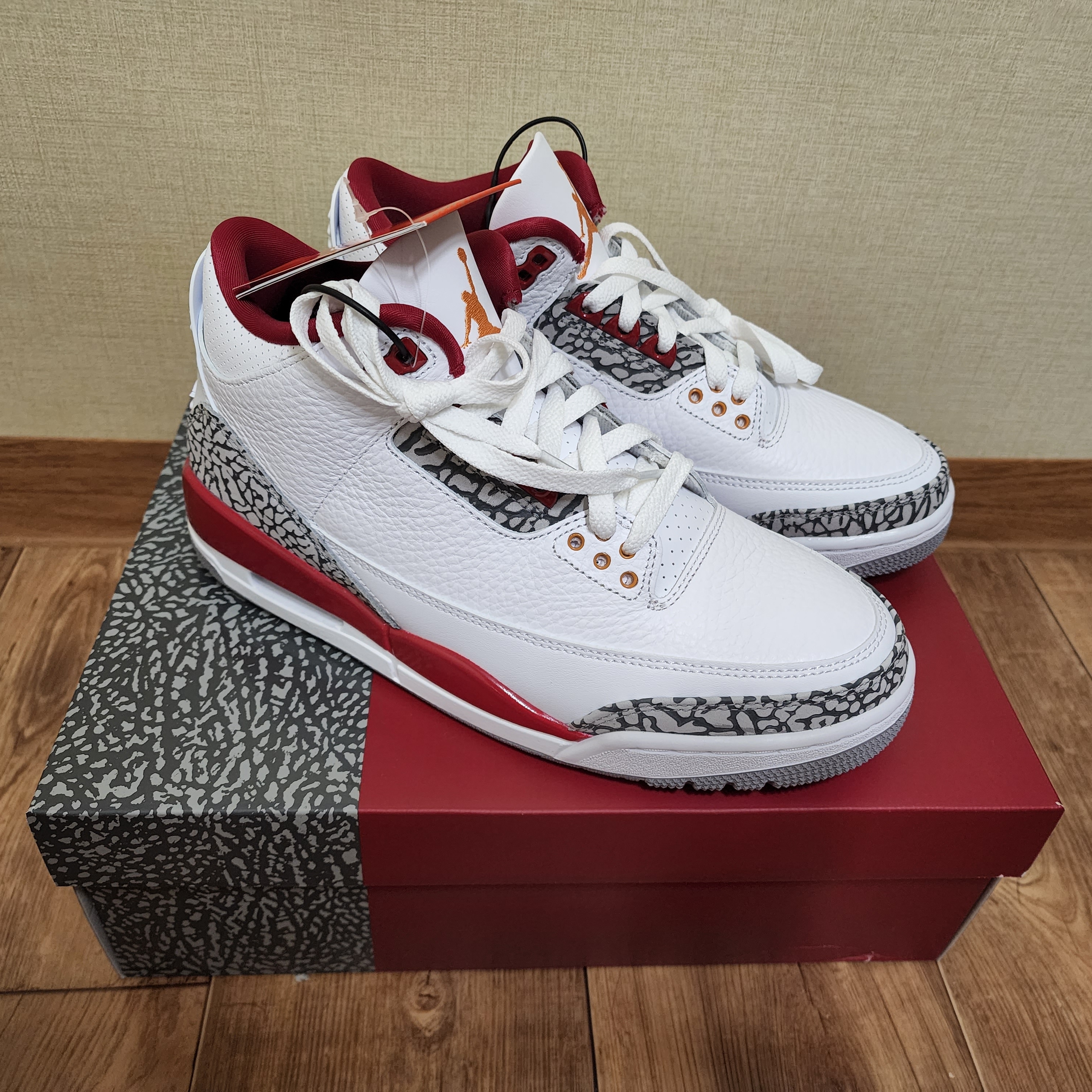 Jordan 3 Retro Cardinal Red 착용 스타일