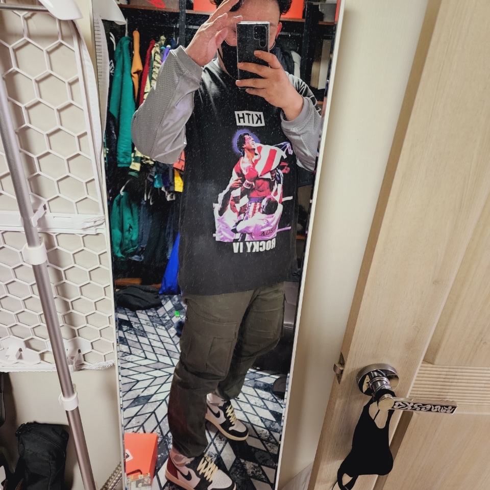 Jordan 1 x Union Retro High Black Toe, Nike x Cactus Plant Flea Market L/S Jersey Grey - Asia 착용 스타일