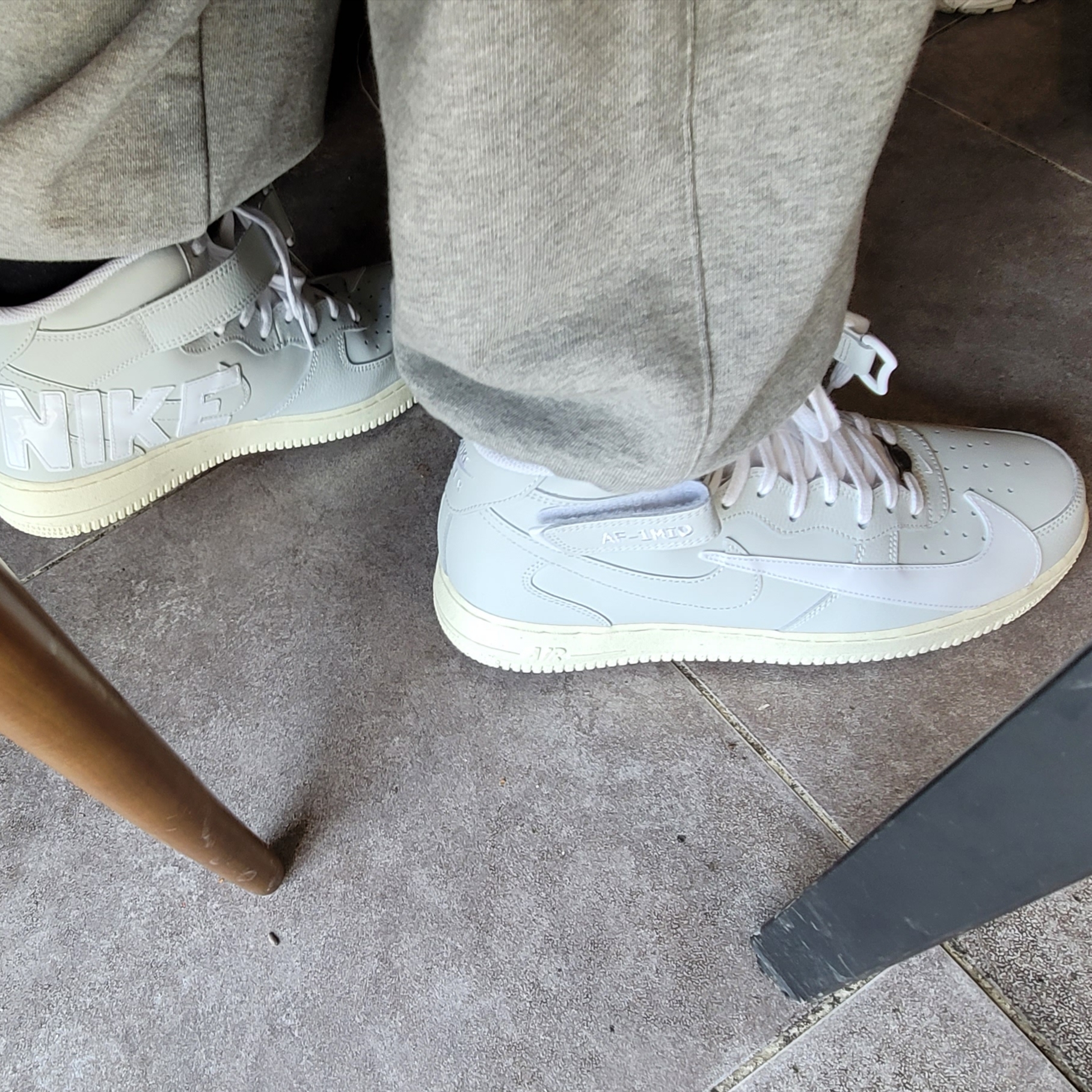Nike Air Force 1 Mid '07 Premium Copy and Paste 착용 스타일