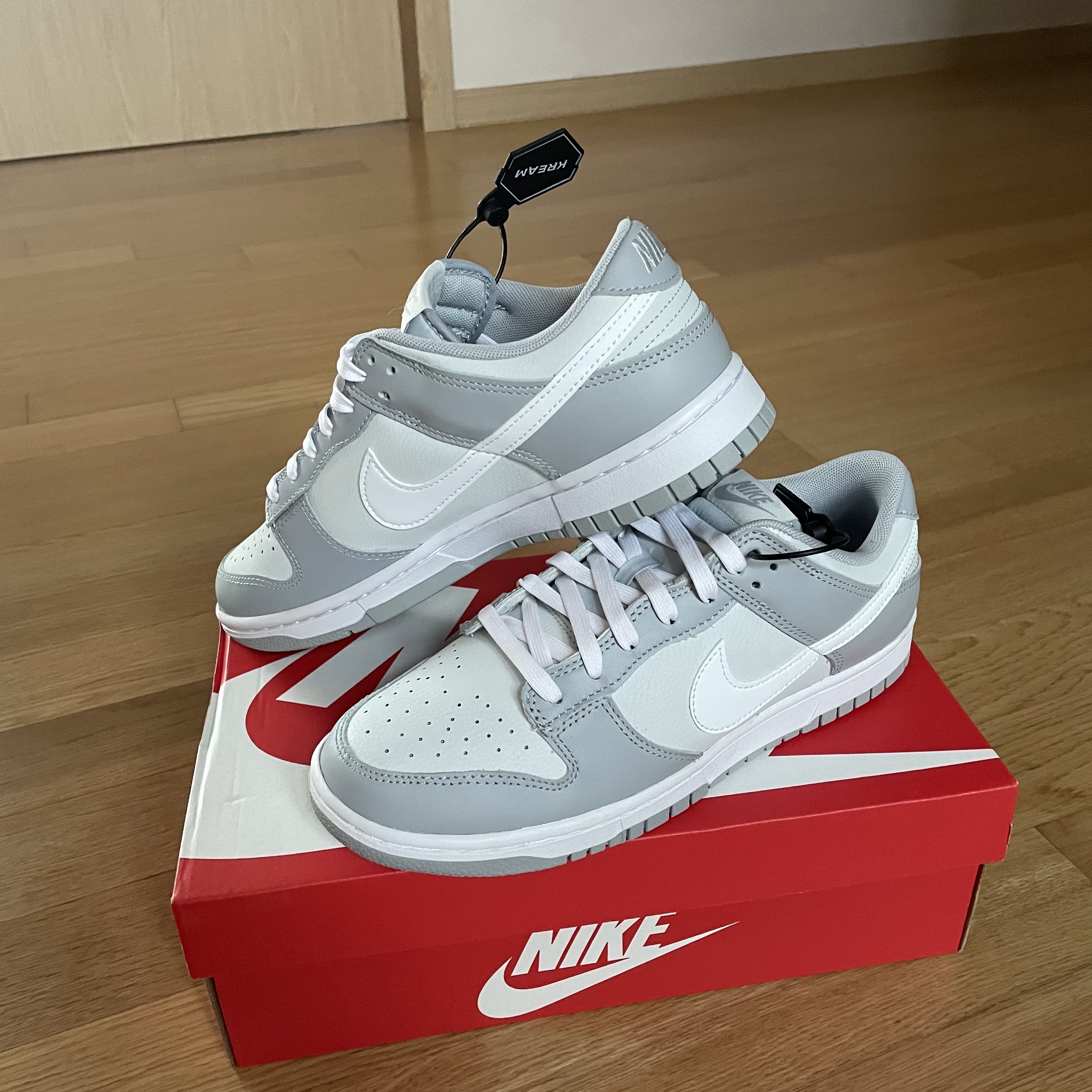 Nike Dunk Low Retro Wolf Grey 착용 스타일