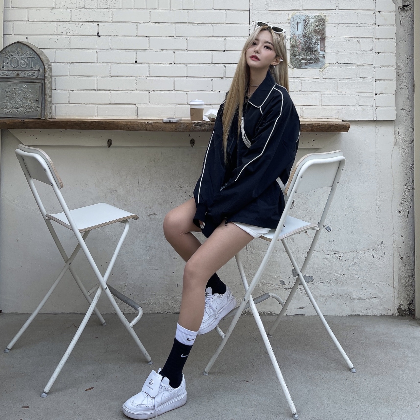 Nike x Peaceminusone Kwondo1 White, Nike Everyday Plus Cushioned Training Crew Socks Black White (Korean Ver.) 착용 스타일 - 1