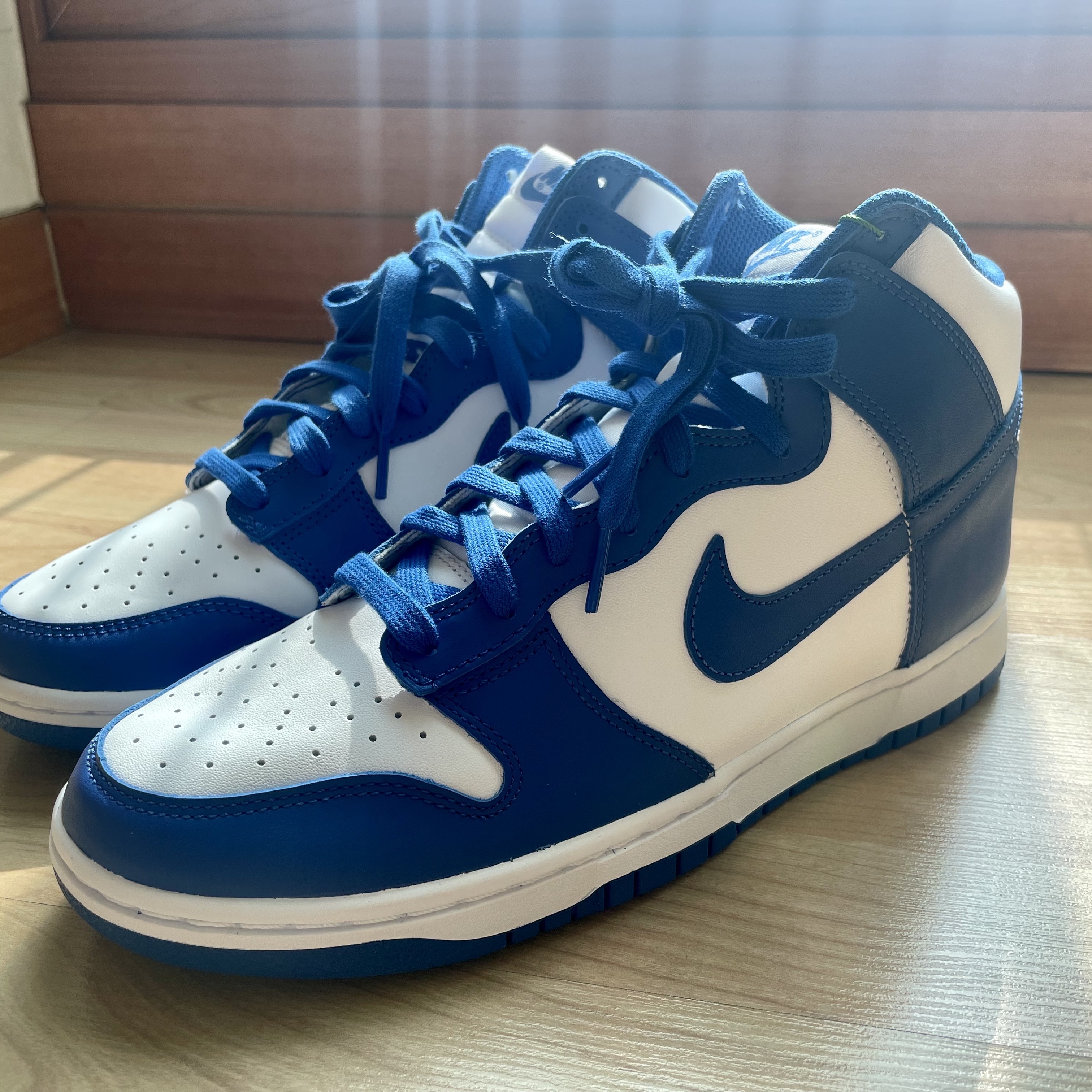 Nike Dunk High Retro Game Royal 착용 스타일 - 2