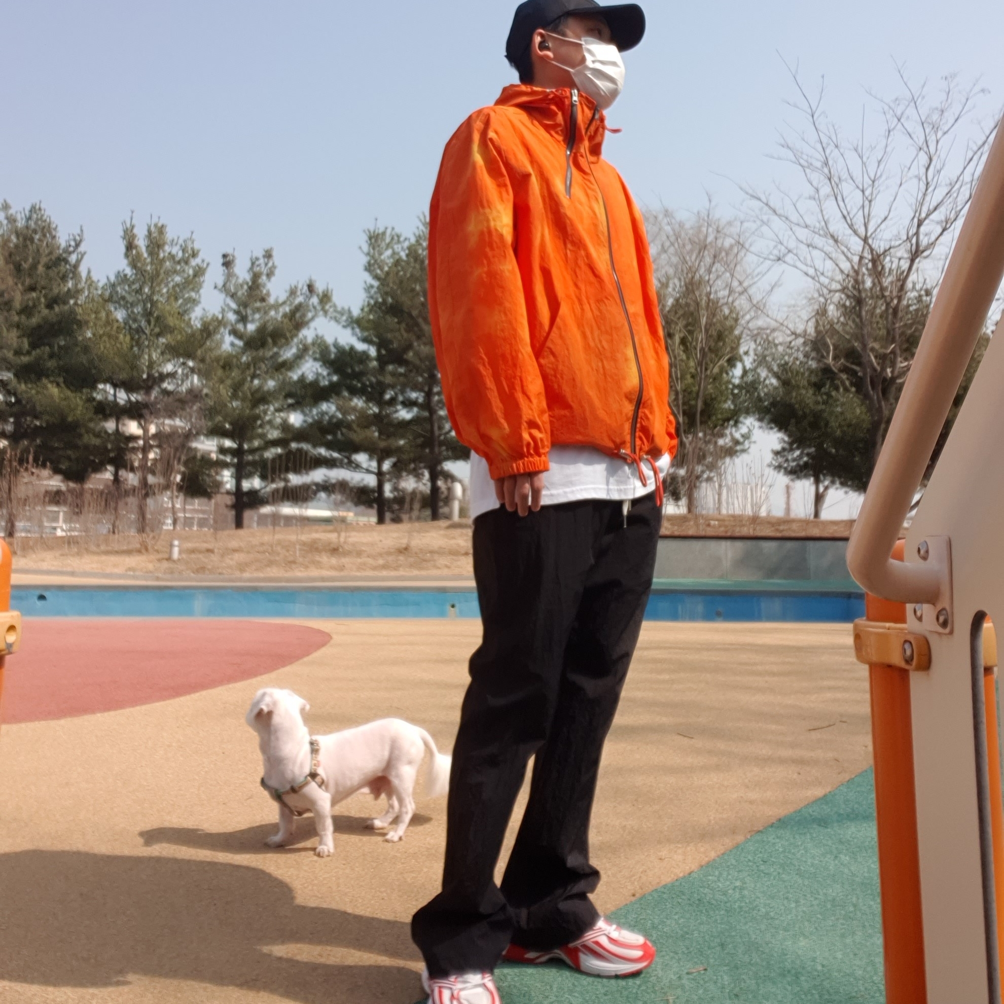 Reebok x Kanghyuk Premier Road Modern White Red , Prada Re-Nylon Baseball Cap Black 착용 스타일 - 3