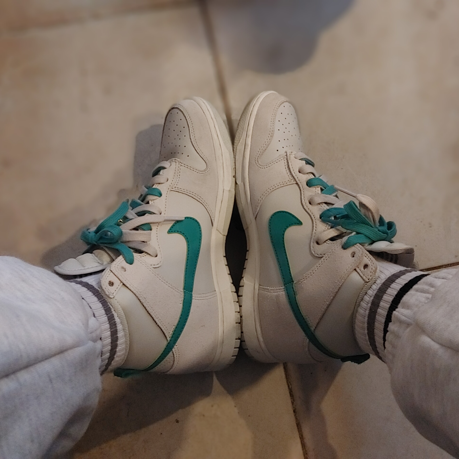 Nike Dunk High SE First Use Sail 착용 스타일 - 2