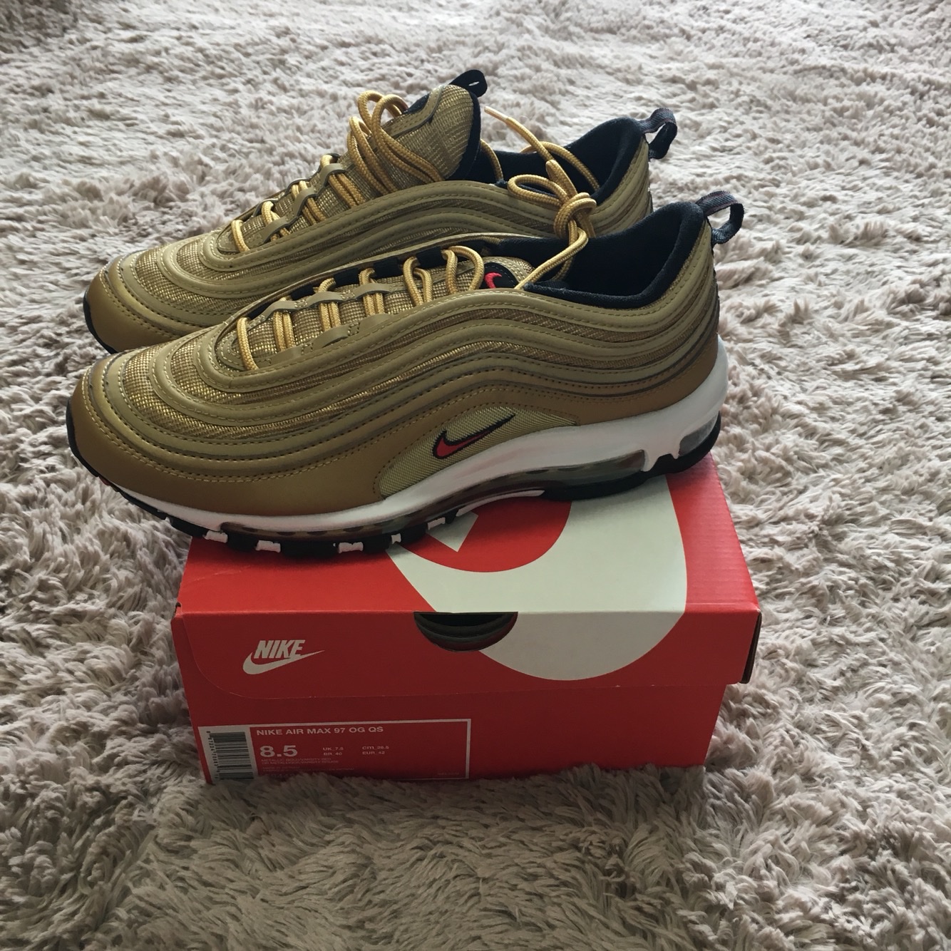 Nike Air Max 97 QS Metallic Gold 2018 착용 스타일 - 2