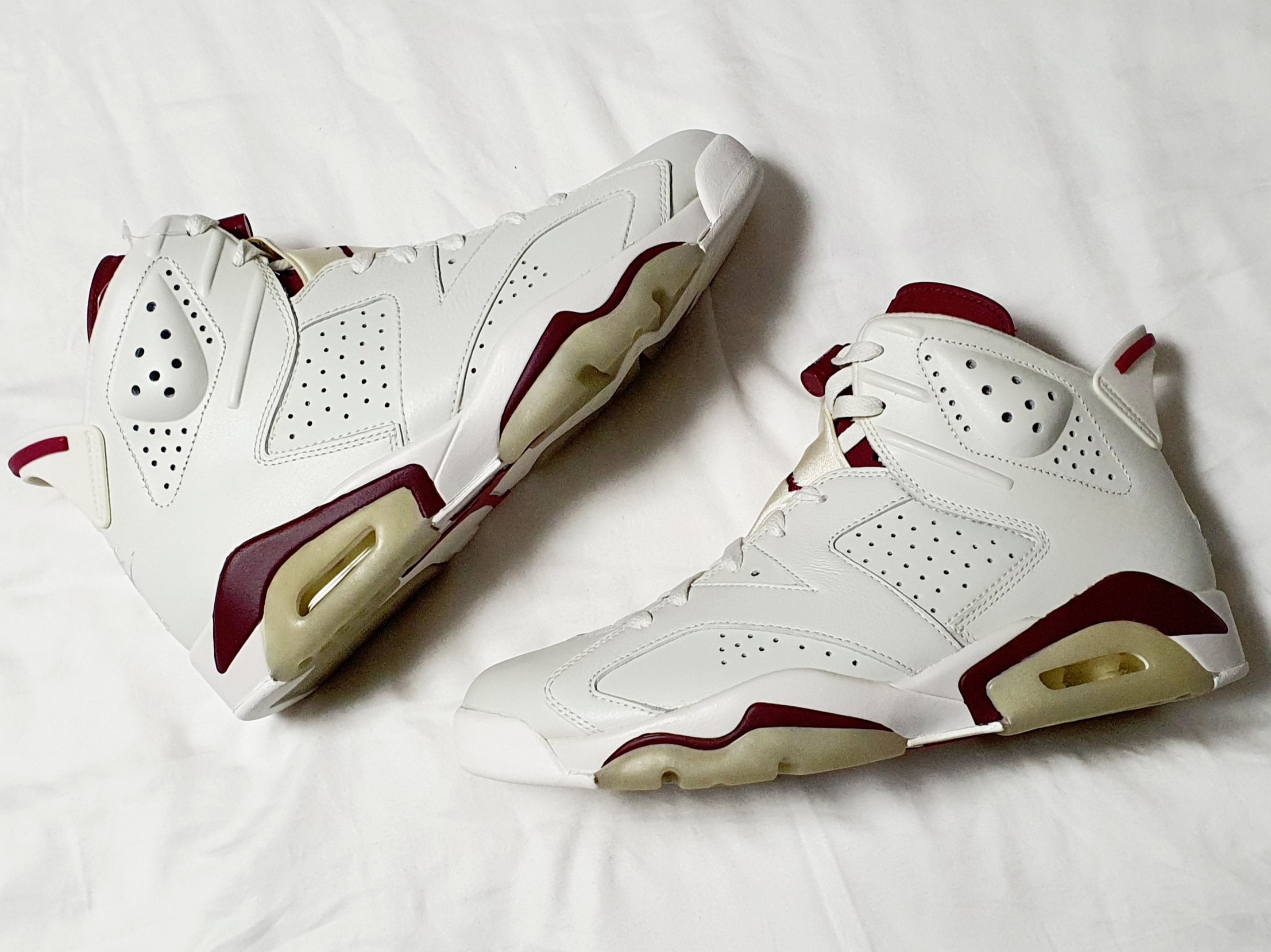 Jordan 6 Retro Maroon 2015 착용 스타일 - 2