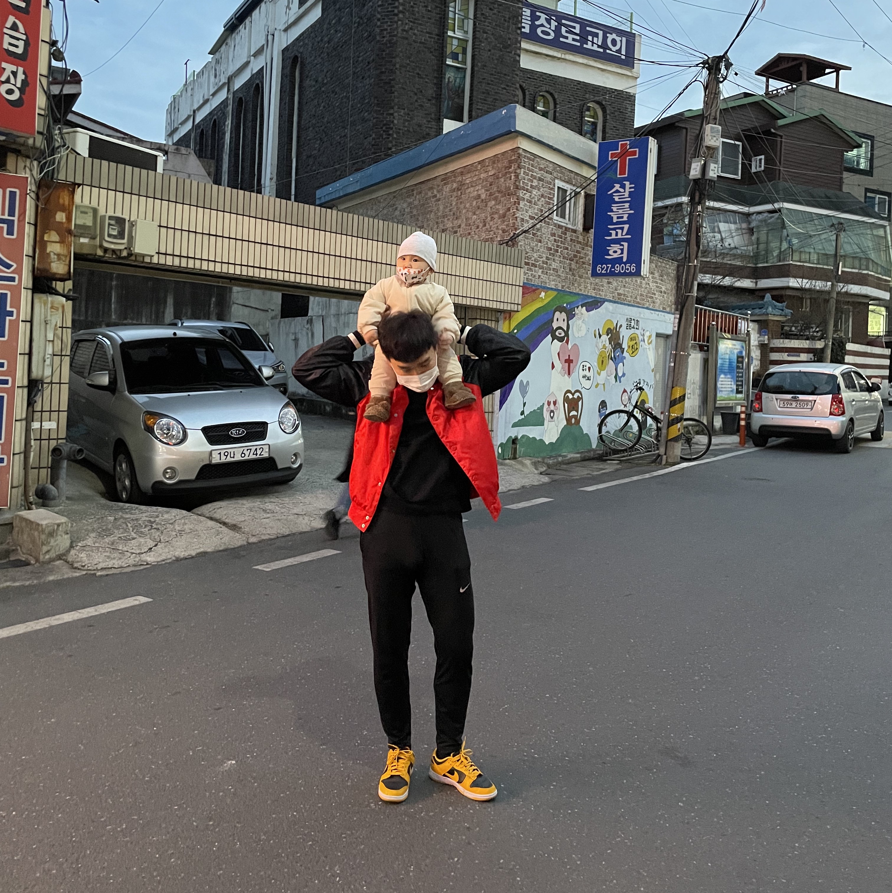 Nike Dunk Low Retro Championship Goldenrod 착용 스타일