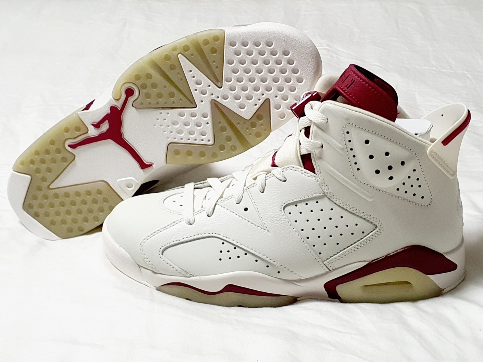 Jordan 6 Retro Maroon 2015 착용 스타일 - 1