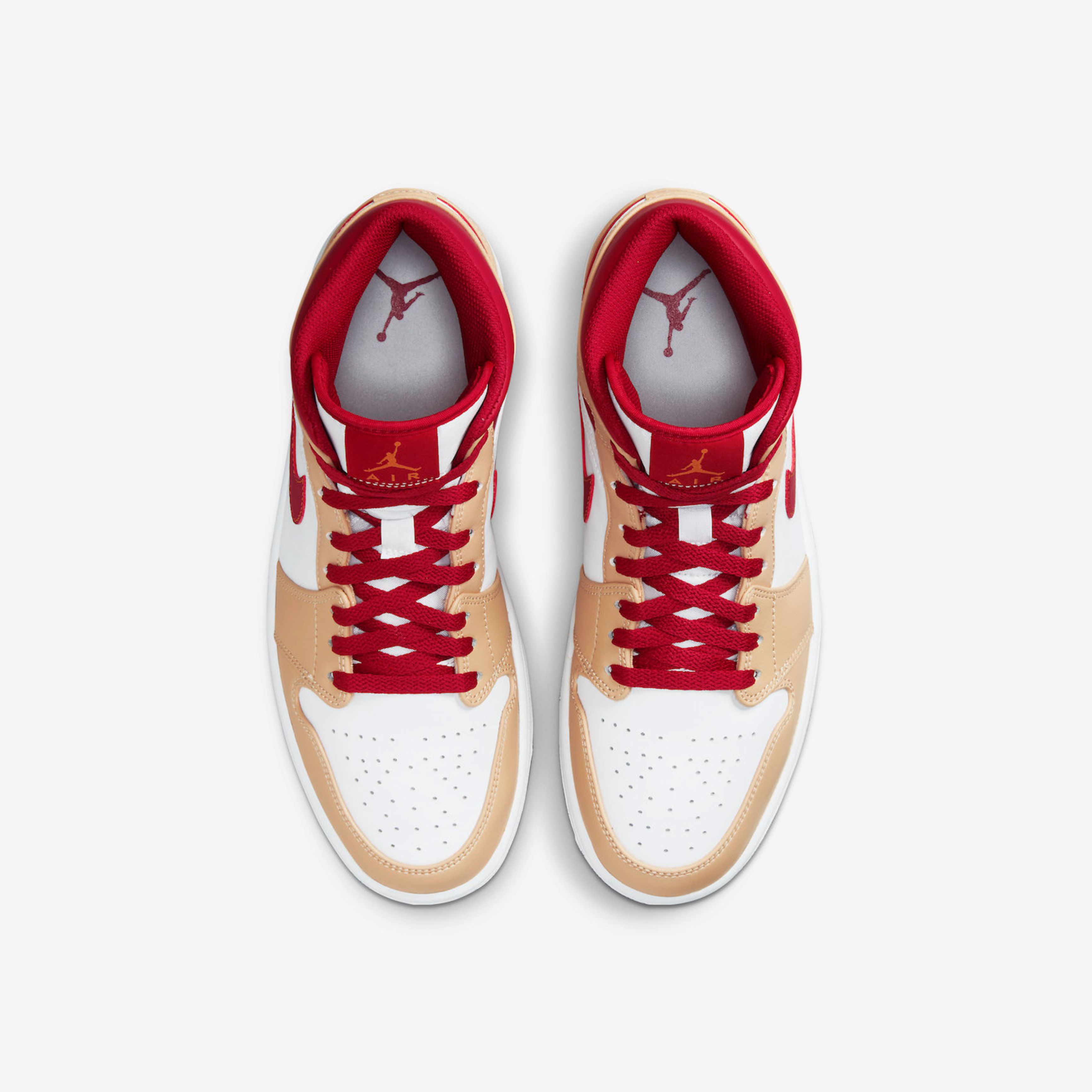Jordan 1 Mid White Onyx Red 착용 스타일 - 4