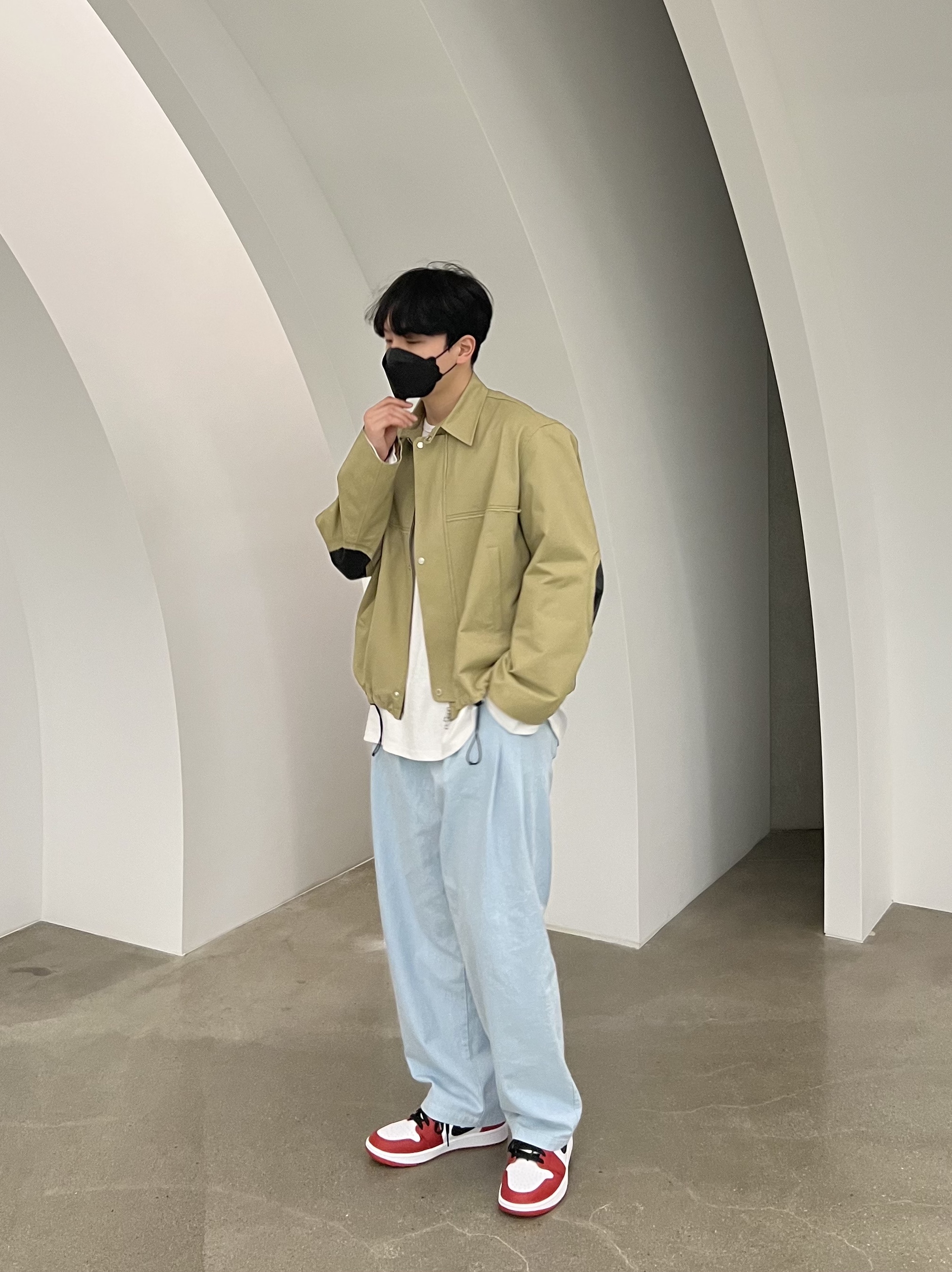 Jordan 1 Low Golf Chicago 착용 스타일 - 2