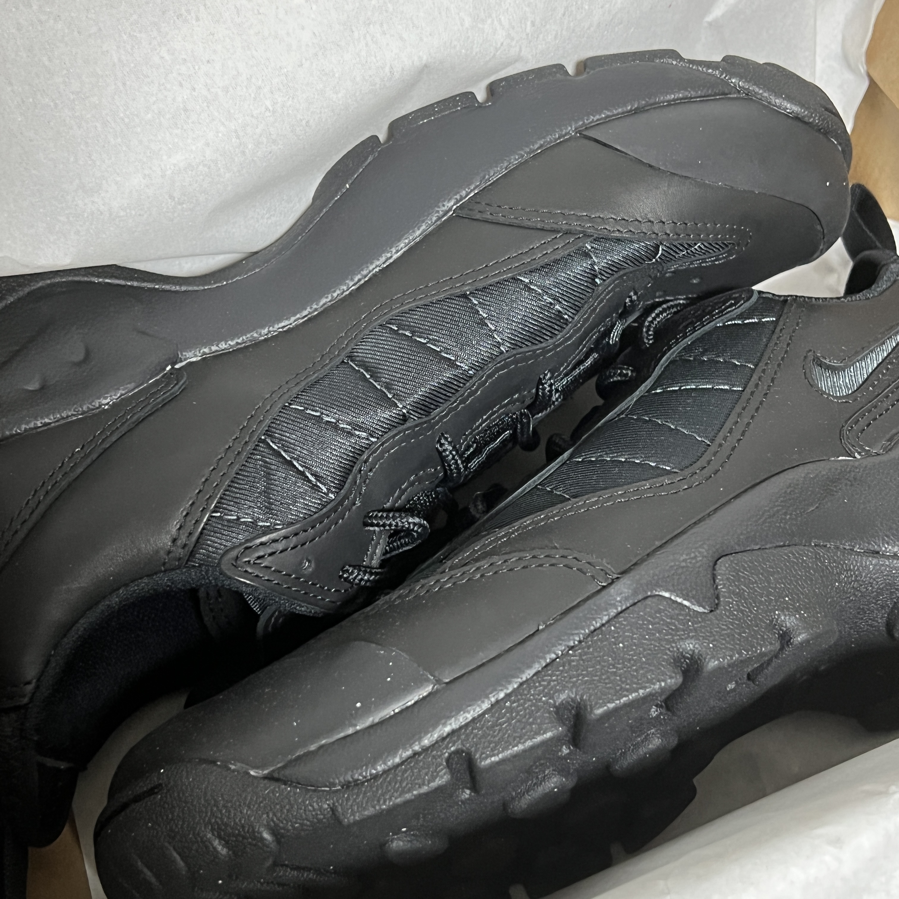 Nike ACG Air Mada Black 착용 스타일 - 2