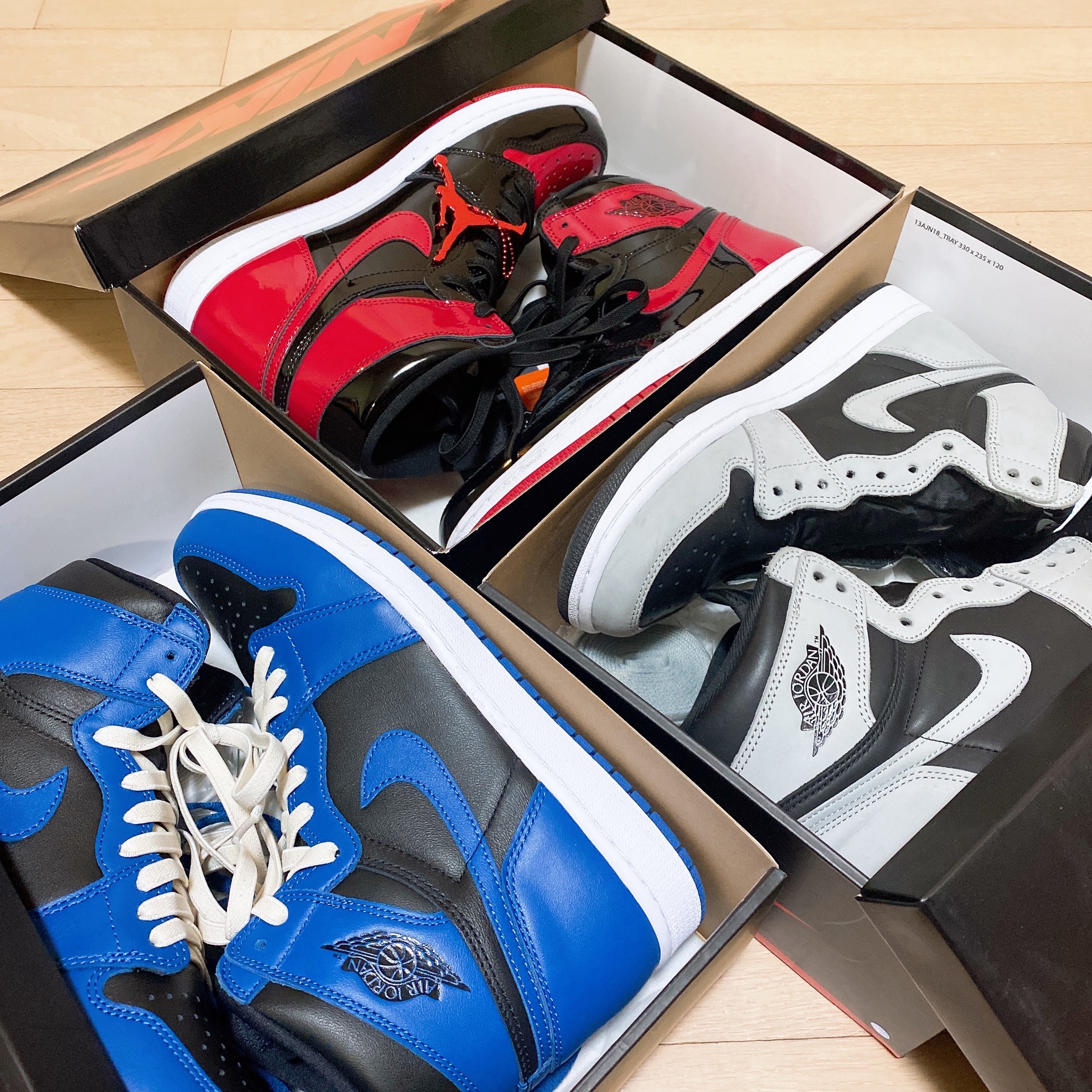 Jordan 1 Retro High OG Dark Marina Blue, Jordan 1 Retro High OG Patent Bred 착용 스타일