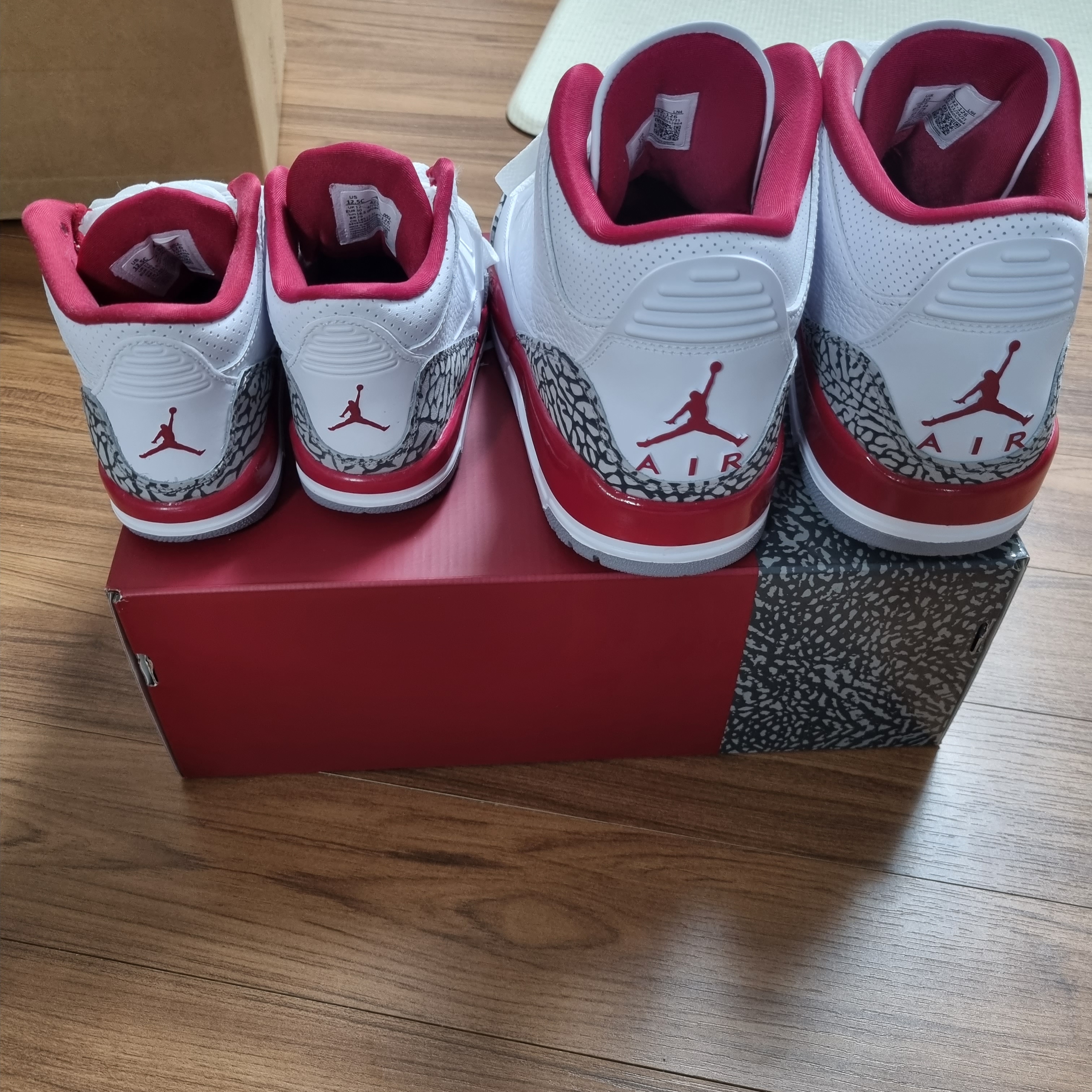 Jordan 3 Retro Cardinal Red, (PS) Jordan 3 Retro Cardinal Red 착용 스타일 - 1