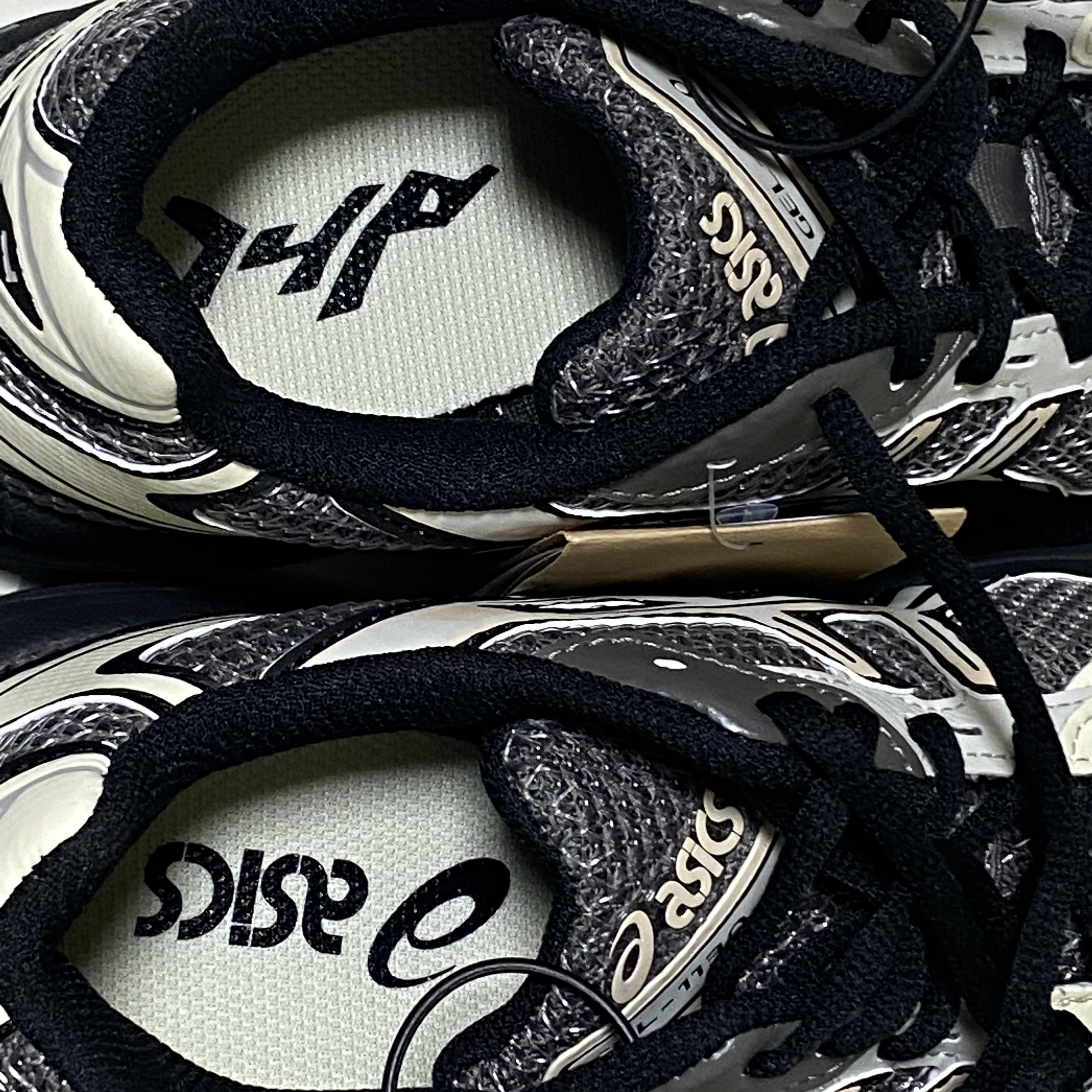 Asics x I4P Gel-1130 Mink Glacier Grey 착용 스타일 - 1