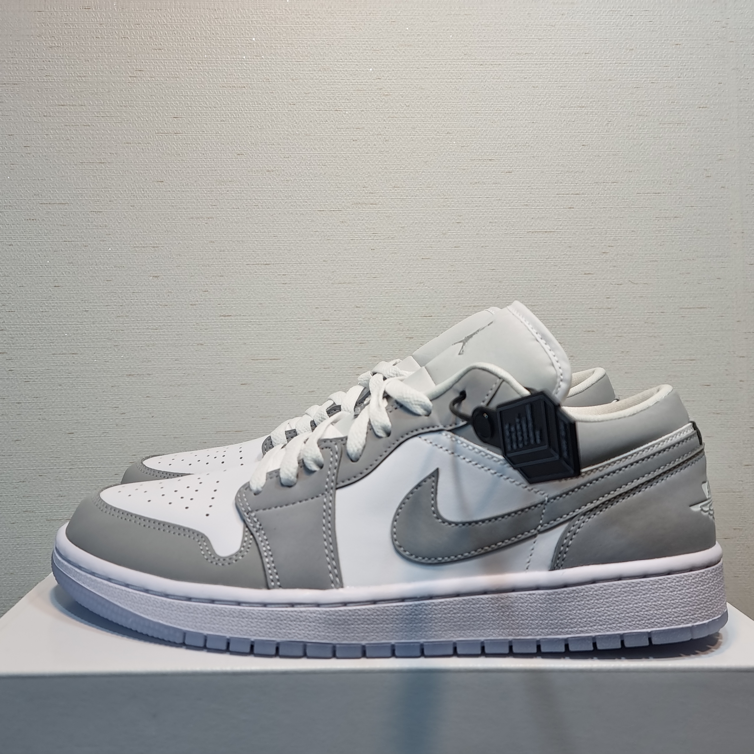 (W) Jordan 1 Low White Wolf Grey 착용 스타일 - 1
