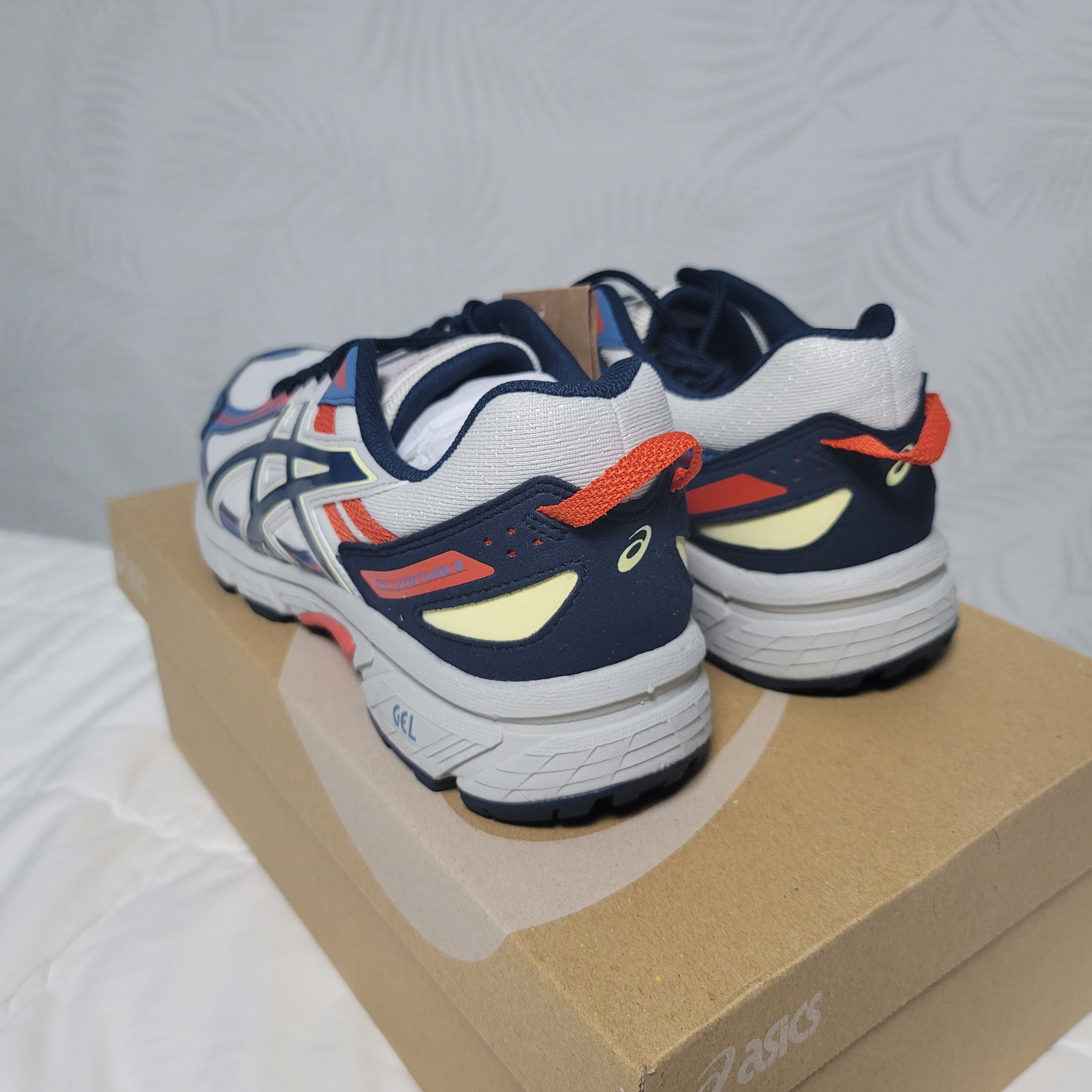 Asics Gel-Venture 6 SPS Birch Azure 착용 스타일 - 2