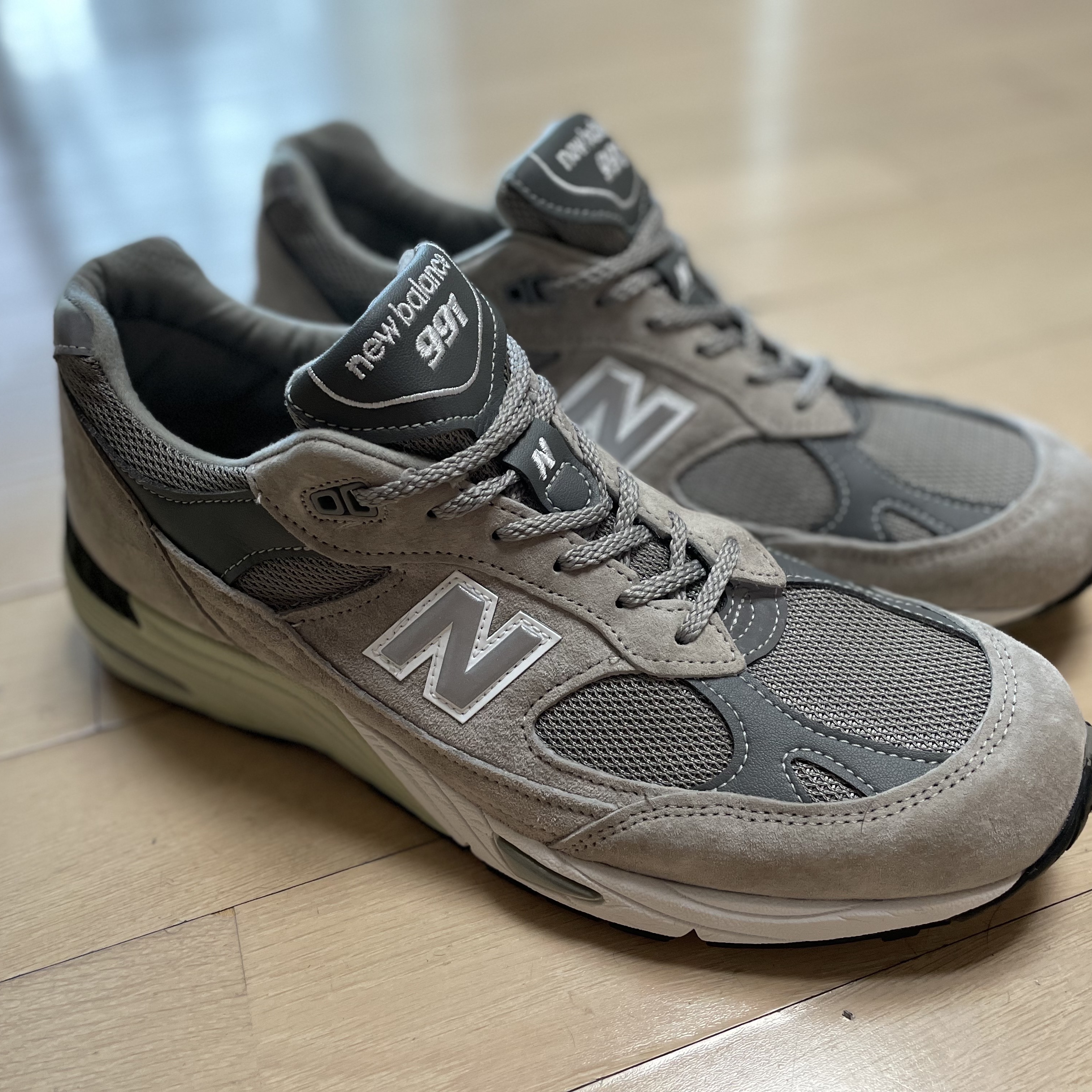 New Balance 991 Made in UK Grey 착용 스타일 - 2