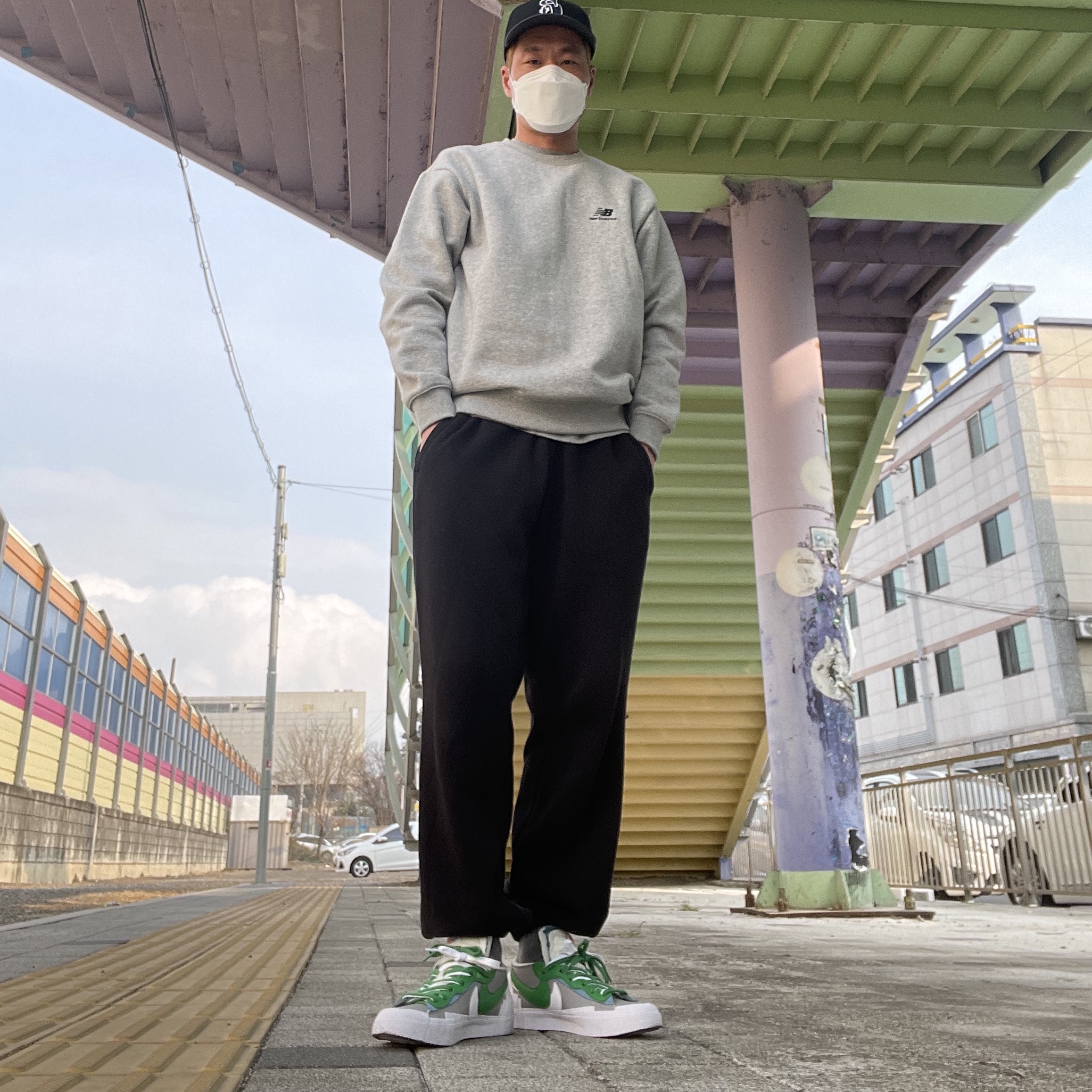 Nike x Sacai Blazer Low Classic Green 착용 스타일