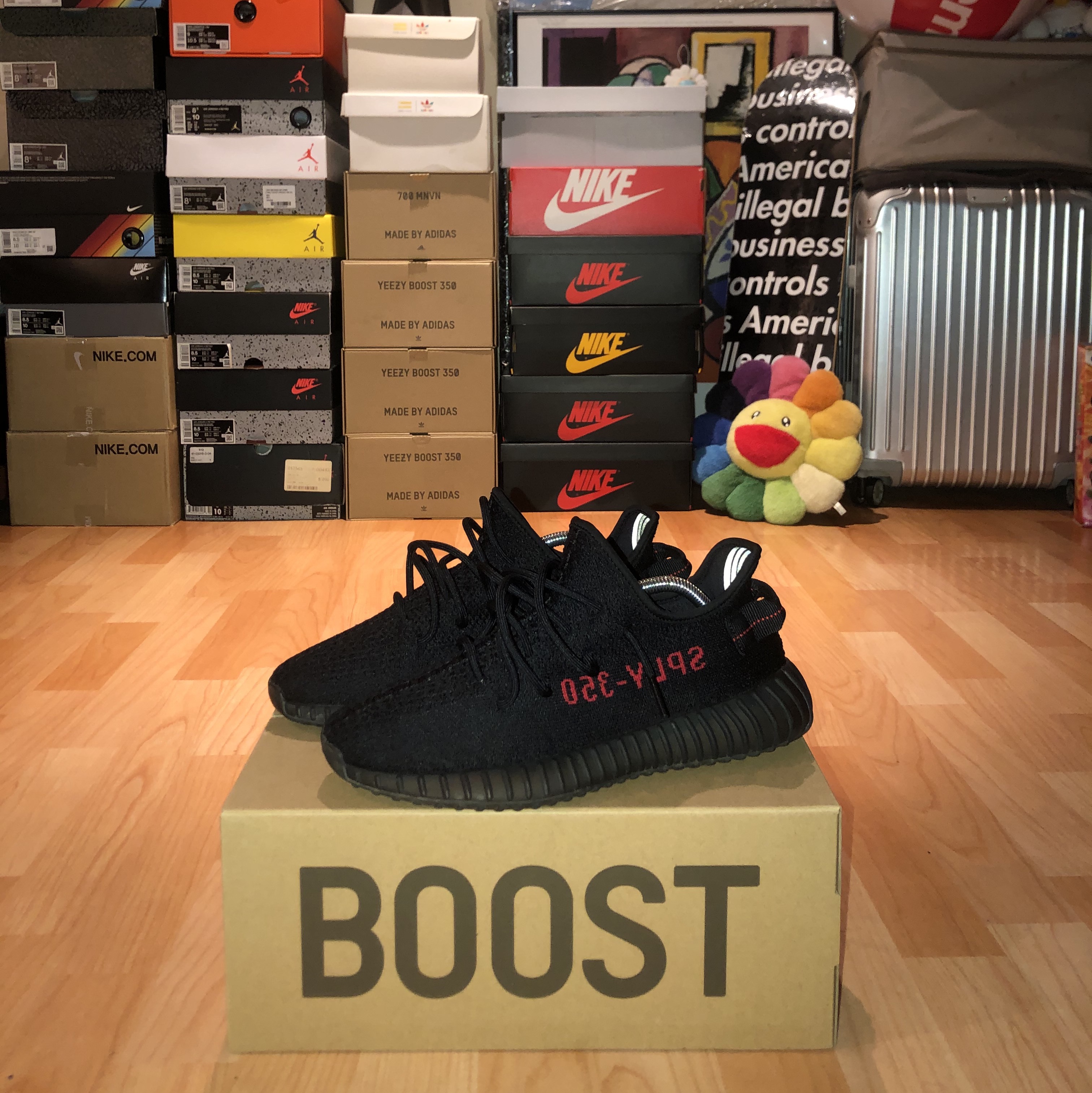 Adidas Yeezy Boost 350 V2 Black Red 2020 착용 스타일