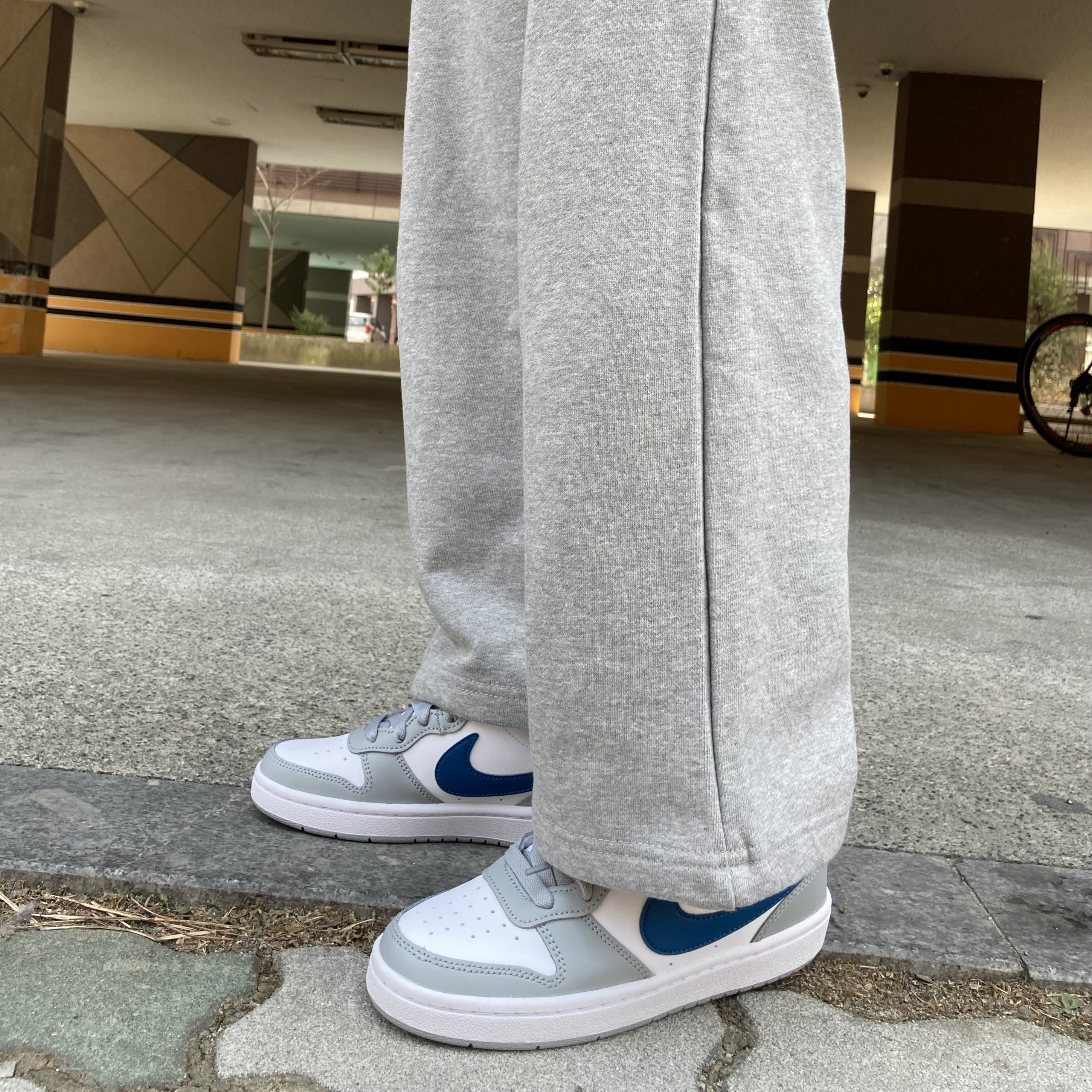 (GS) Nike Court Borough Low 2 Light Smoke Grey 착용 스타일