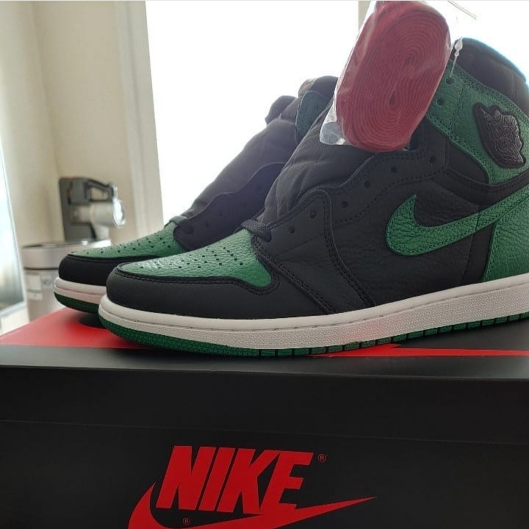 Jordan 1 Retro High OG Pine Green Black 착용 스타일