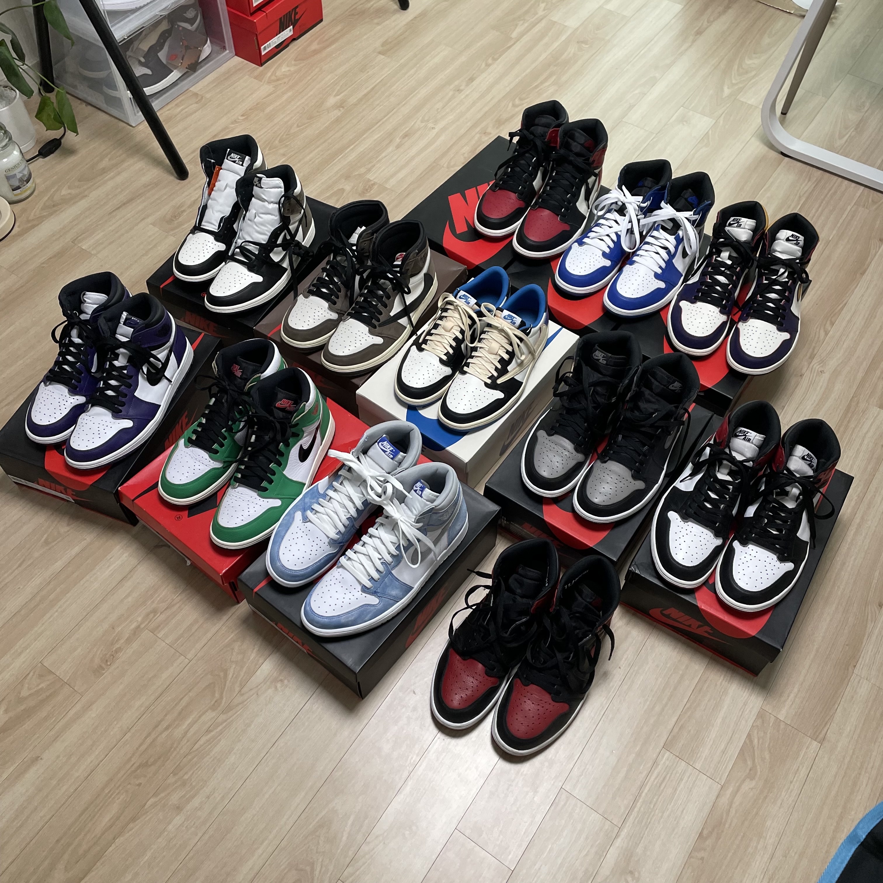 Jordan 1 x Travis Scott x Fragment Retro Low OG SP Military Blue, Jordan 1 x Travis Scott Retro High OG SP Mocha 착용 스타일