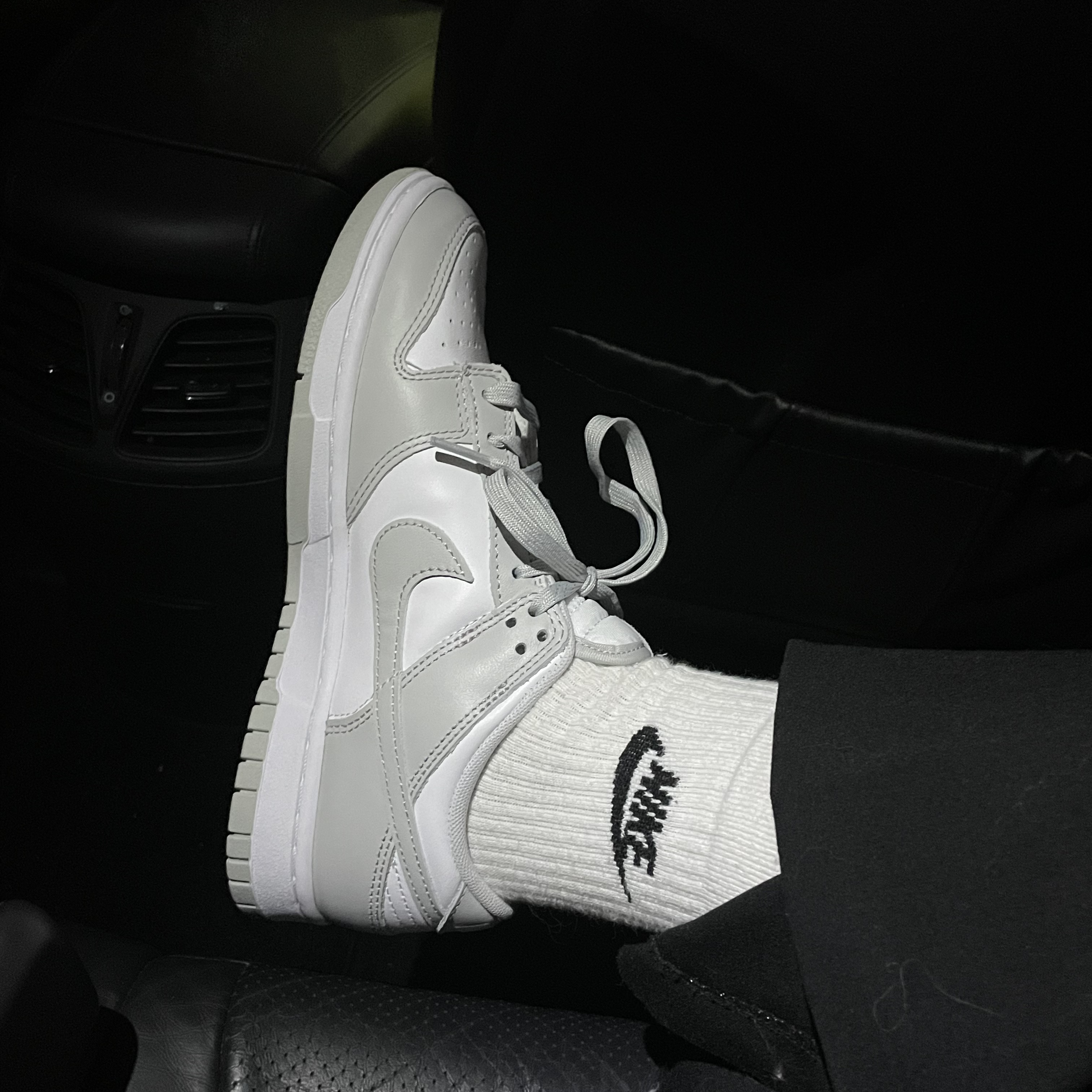 Nike Dunk Low Retro Grey Fog 착용 스타일 - 1