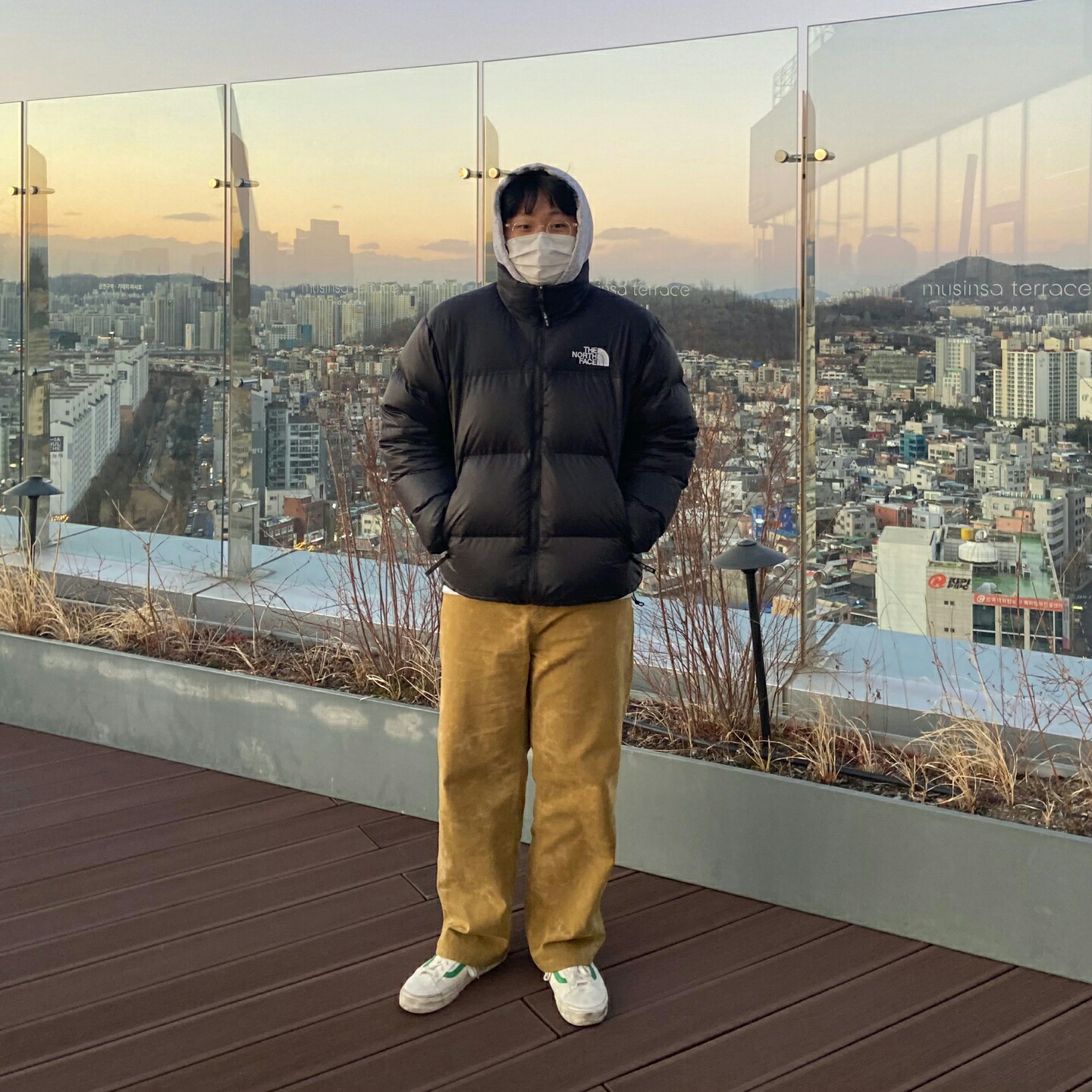 Vans Style 36 Marshmallow Jolly Green, The North Face 1996 Eco Nuptse Jacket Black 착용 스타일 - 1