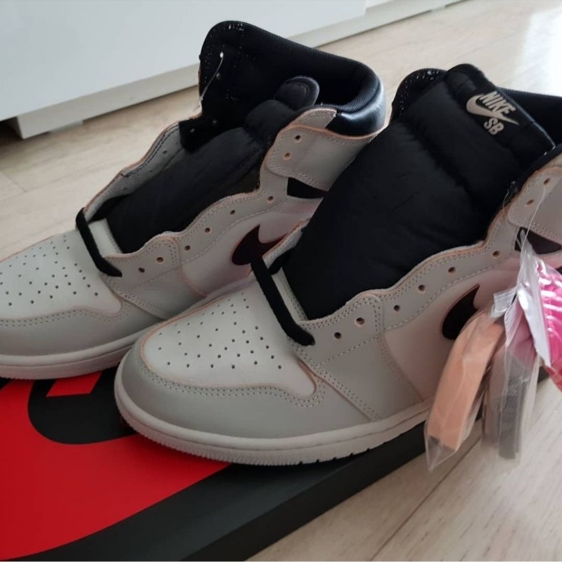 Jordan 1 Retro High OG Defiant SB NYC to Paris 착용 스타일