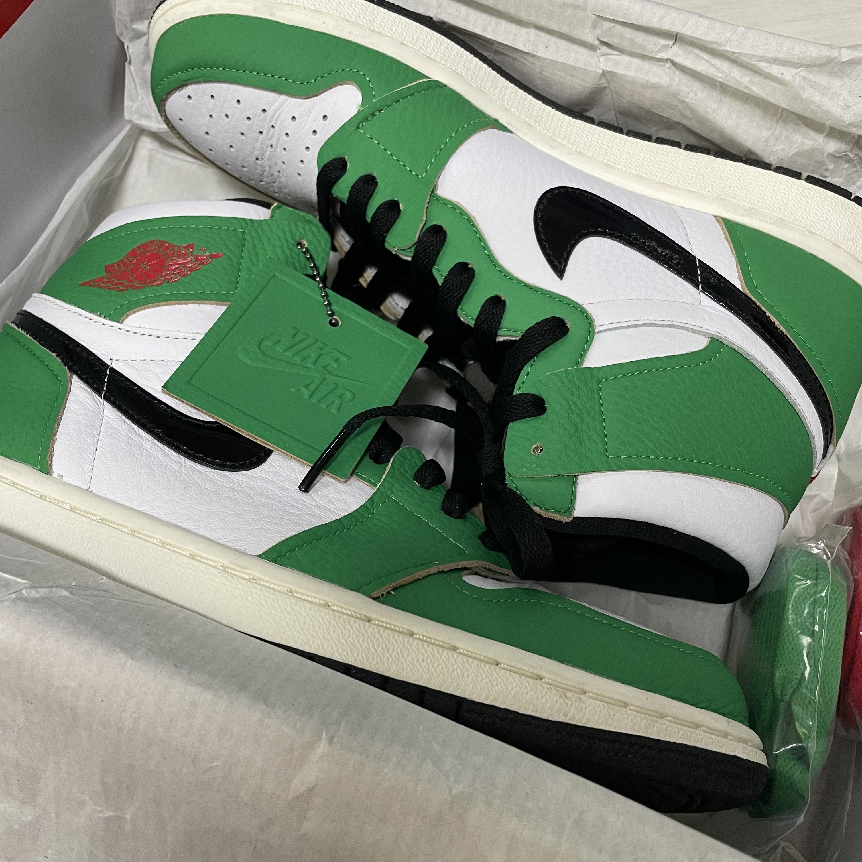 (W) Jordan 1 Retro High OG Lucky Green 착용 스타일
