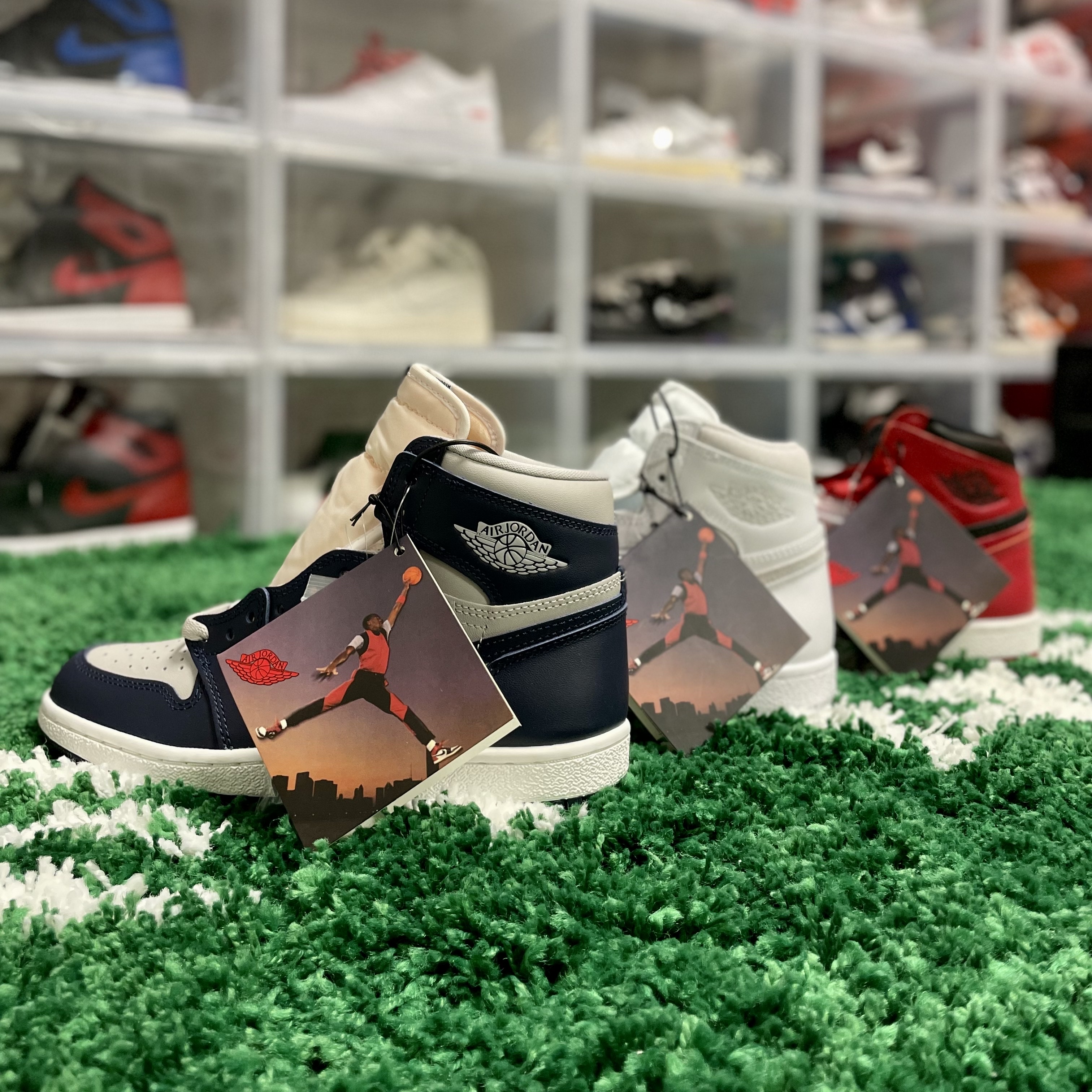 Jordan 1 High 85 Varsity Red, Jordan 1 High 85 Neutral Grey 착용 스타일