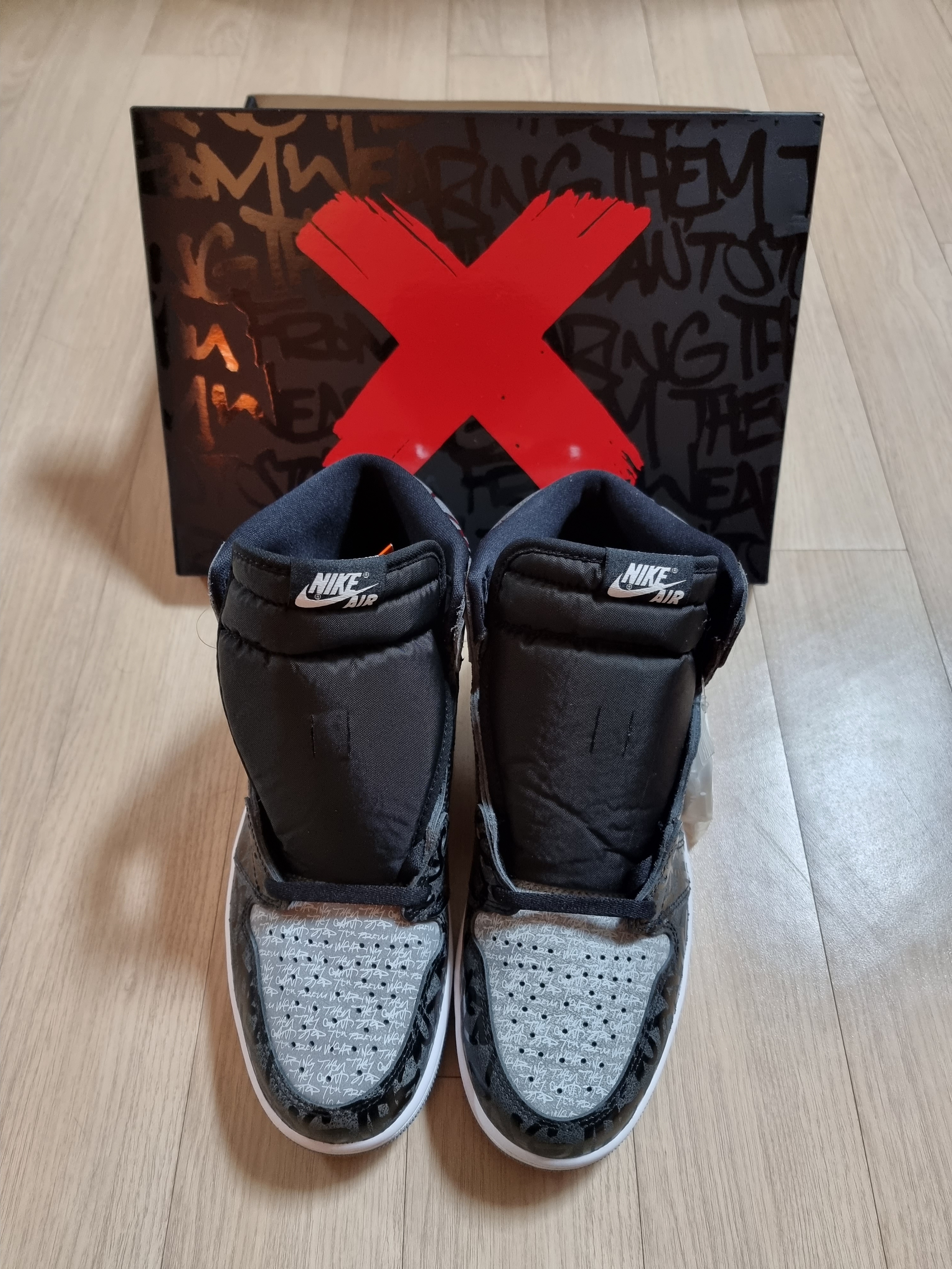 Jordan 1 Retro High OG Rebellionaire 착용 스타일 - 1