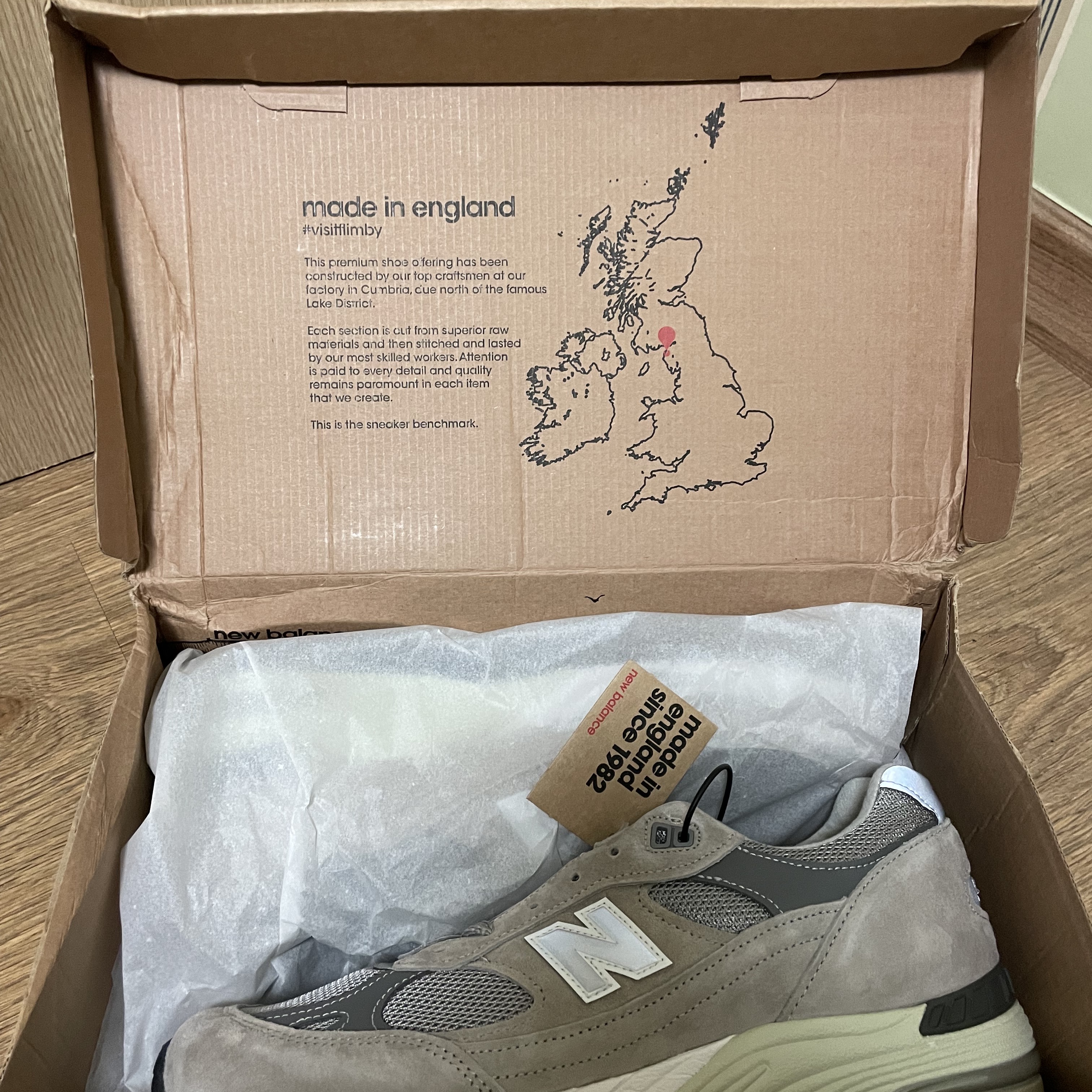 New Balance 991 Made in UK Grey 착용 스타일 - 4