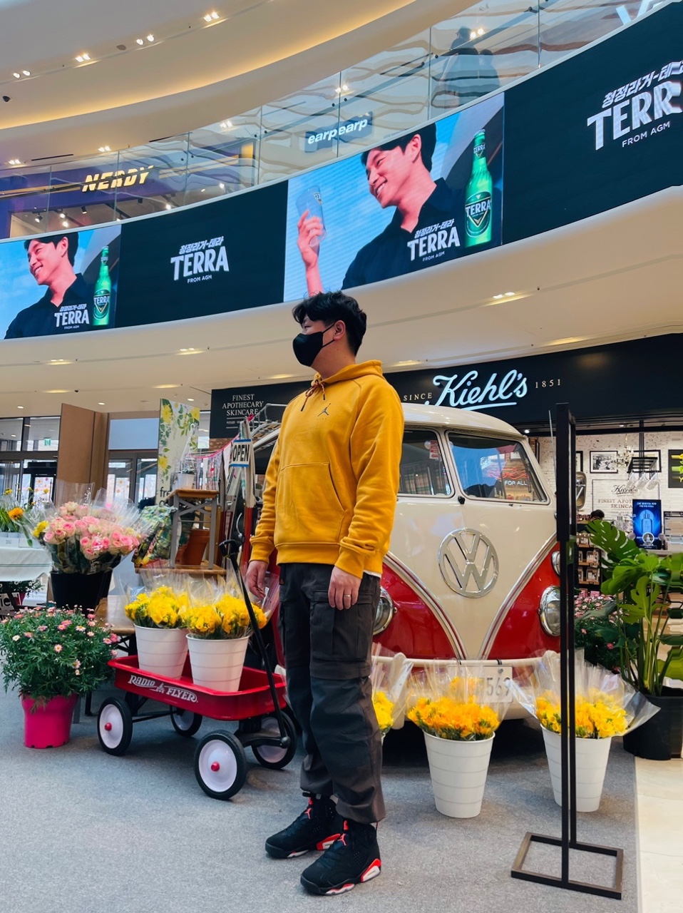 Jordan 6 Retro Infrared 2019, (W) Nike Dunk Low Vintage Green 착용 스타일 - 1