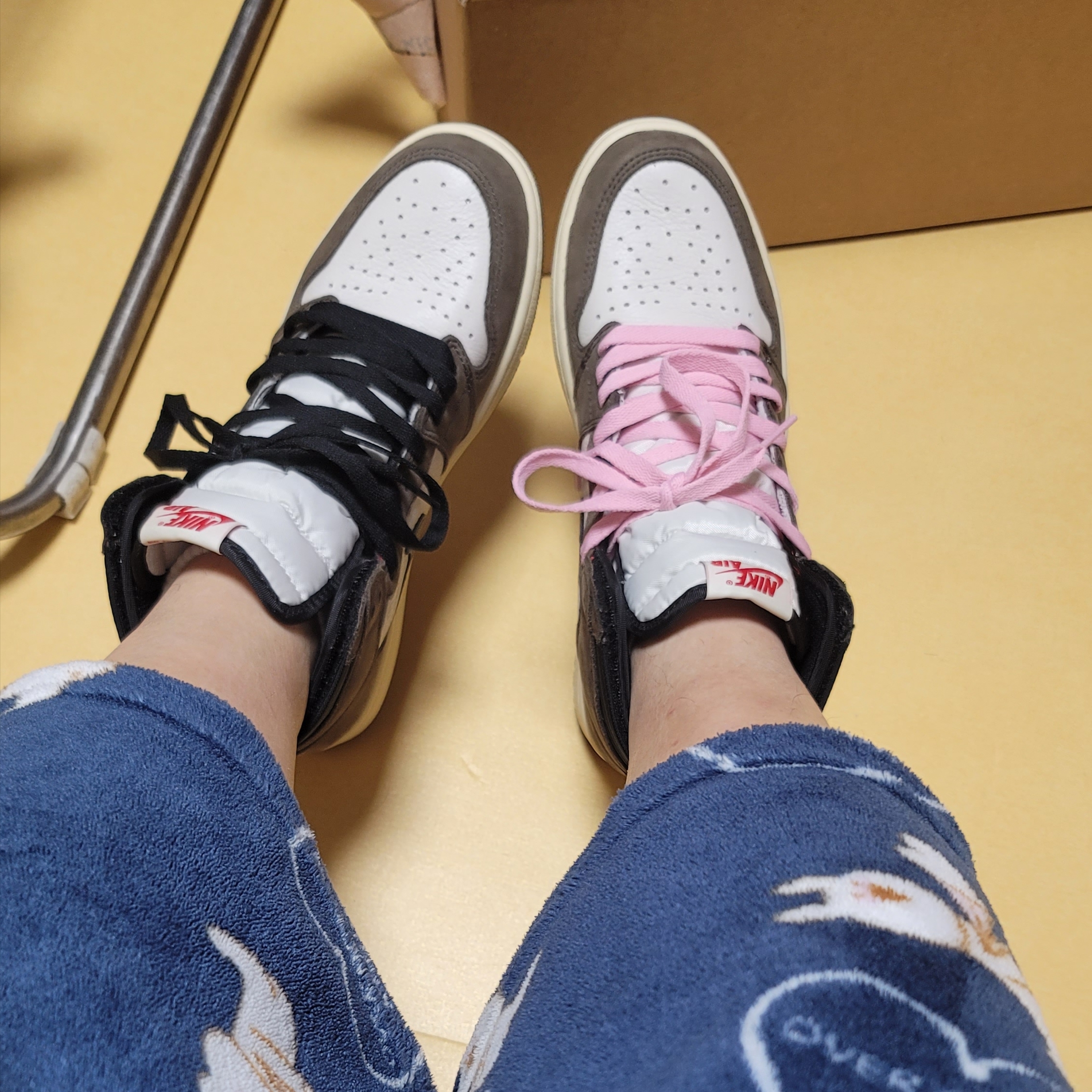 Jordan 1 x Travis Scott Retro High OG SP Mocha 착용 스타일