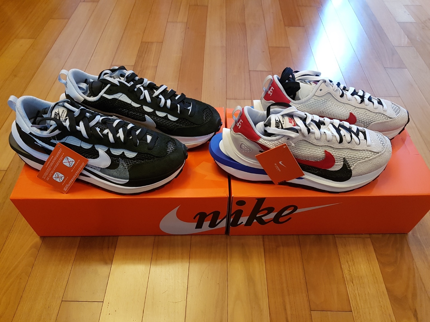 Nike x Sacai VaporWaffle Black White, Nike x Sacai VaporWaffle Royal Fuchsia 착용 스타일