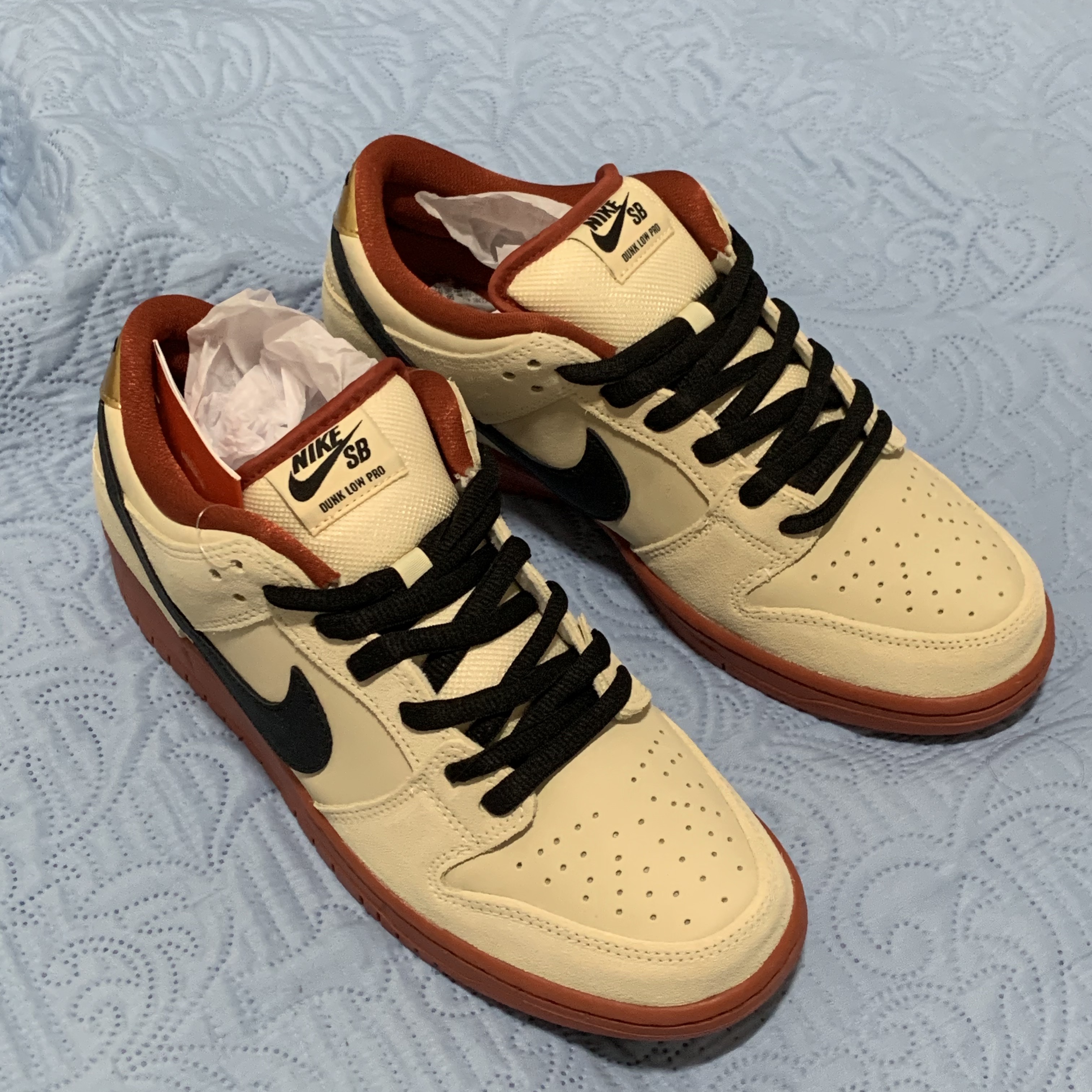 Nike SB Dunk Low Pro Hennessy 착용 스타일 - 1