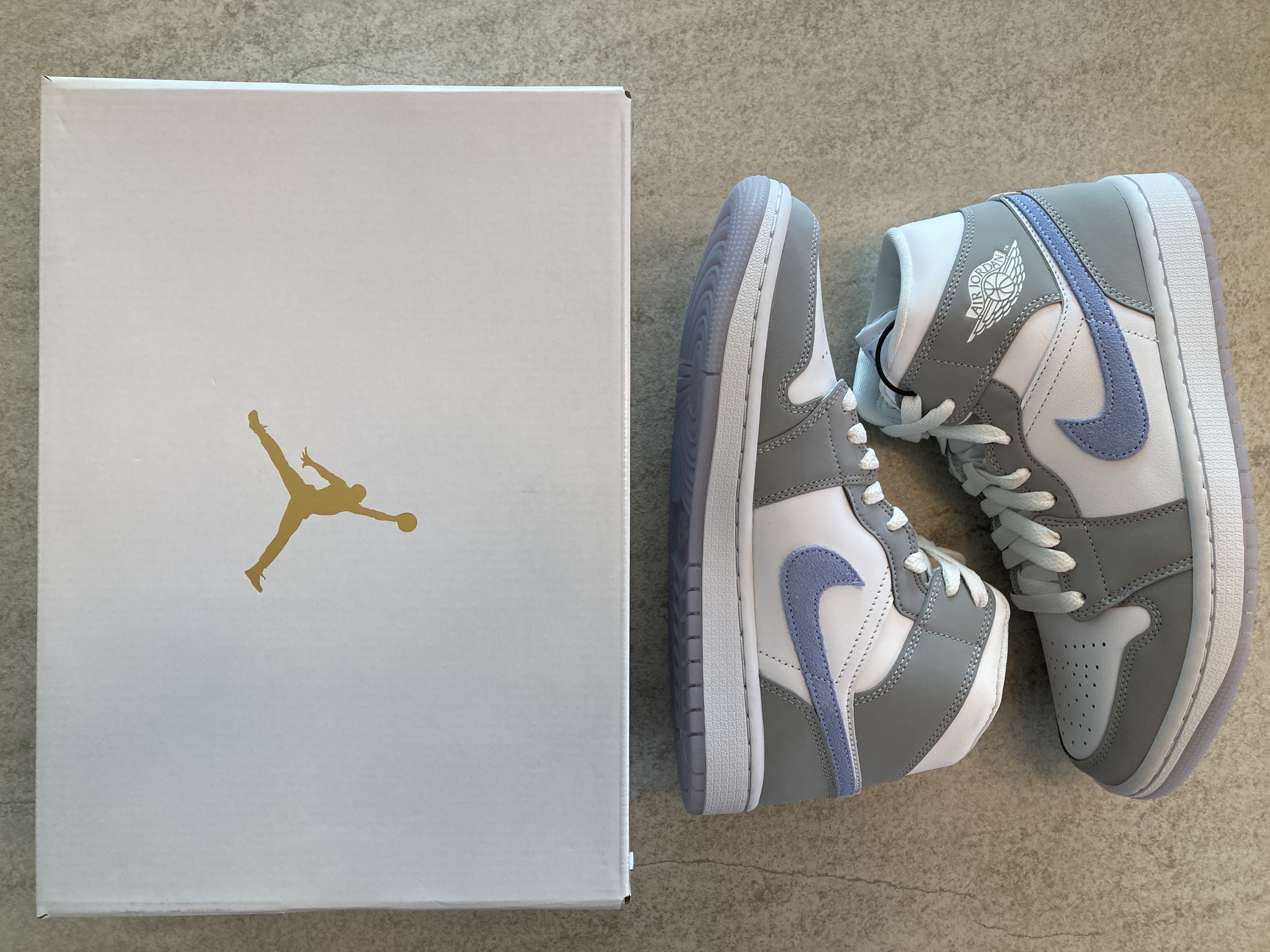 (W) Jordan 1 Mid Wolf Grey 착용 스타일