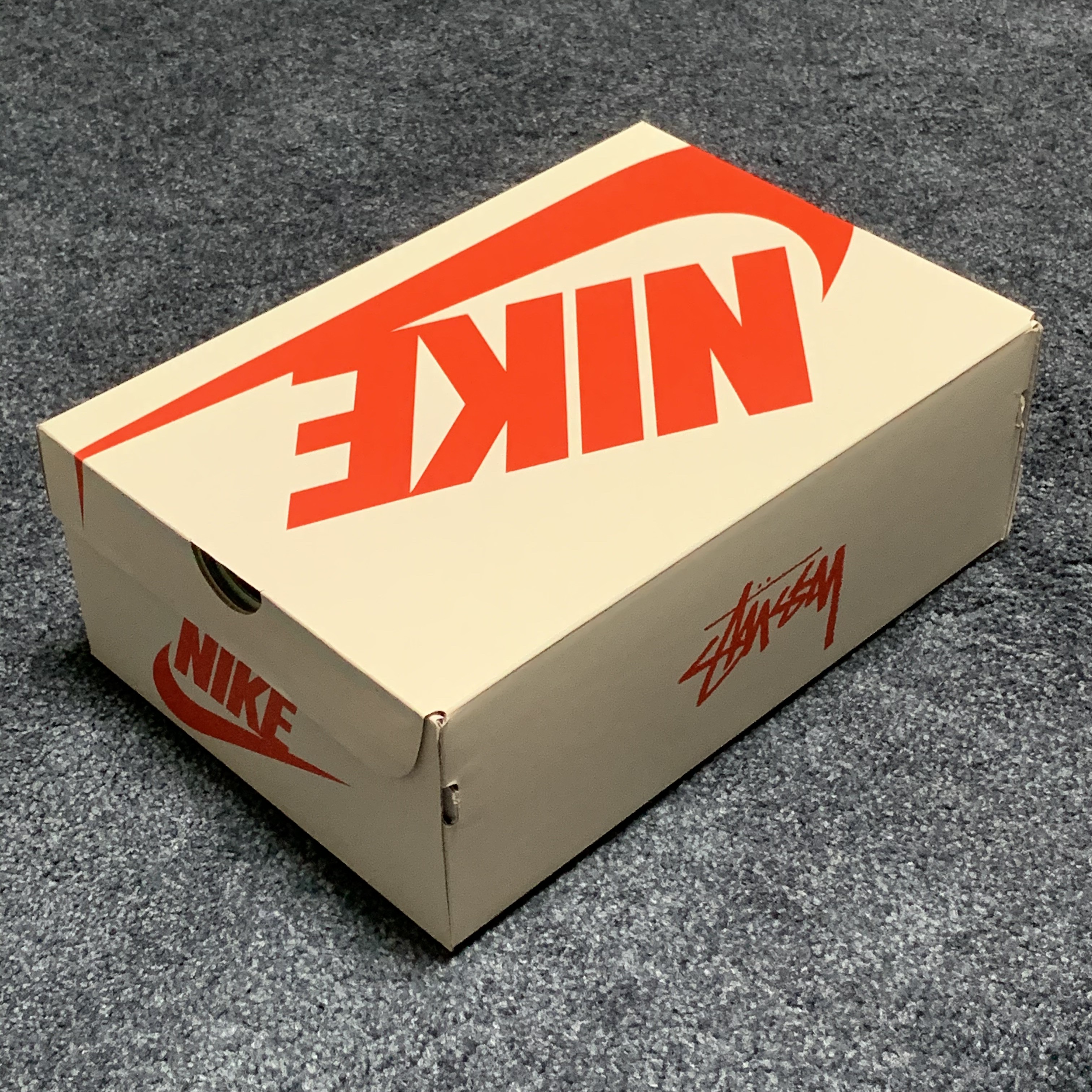 Nike x Stussy Air Zoom Spiridon Cage 2 Pure Platinum 착용 스타일