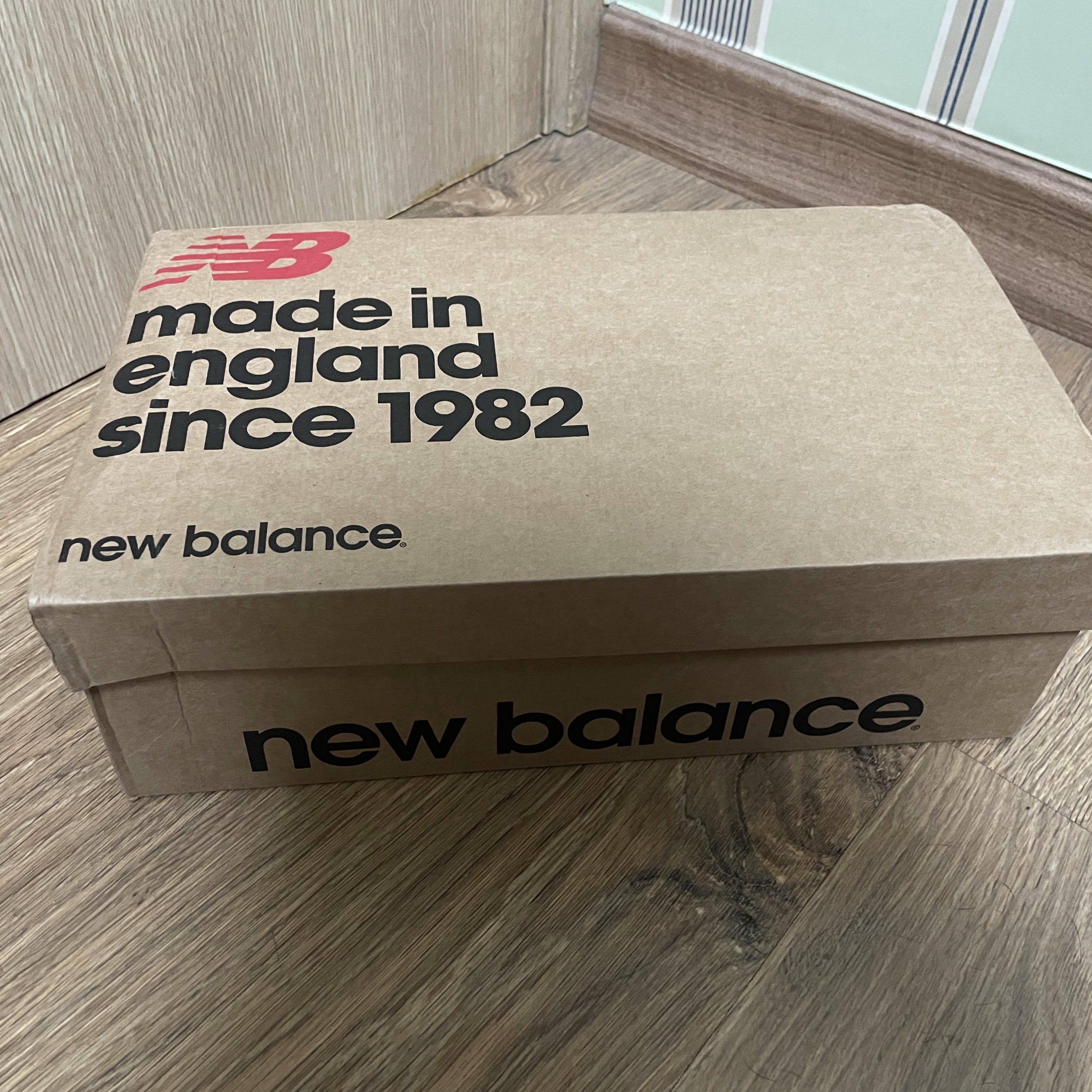 New Balance 991 Made in UK Grey 착용 스타일 - 3