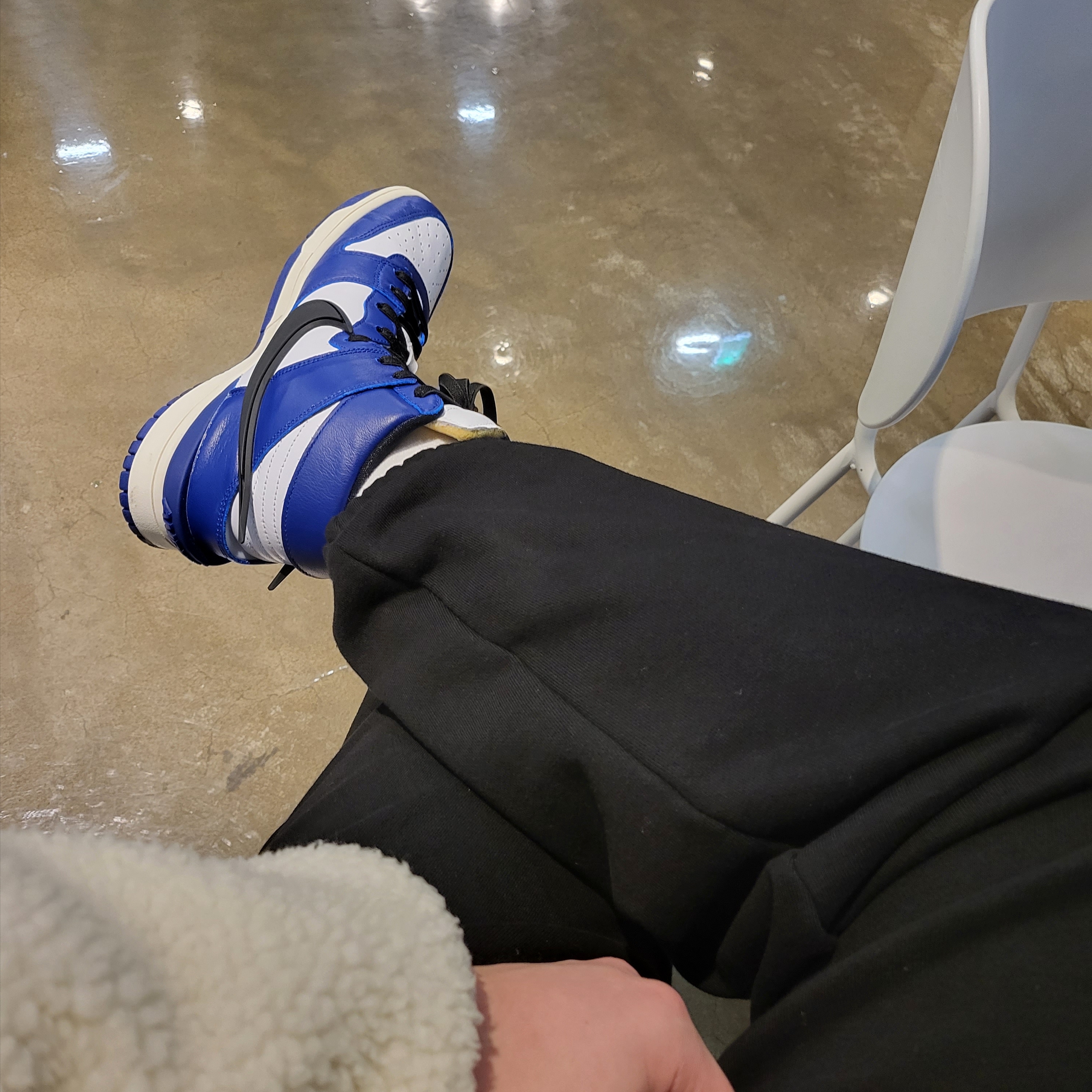 Nike x Ambush Dunk High Deep Royal Blue 착용 스타일 - 2