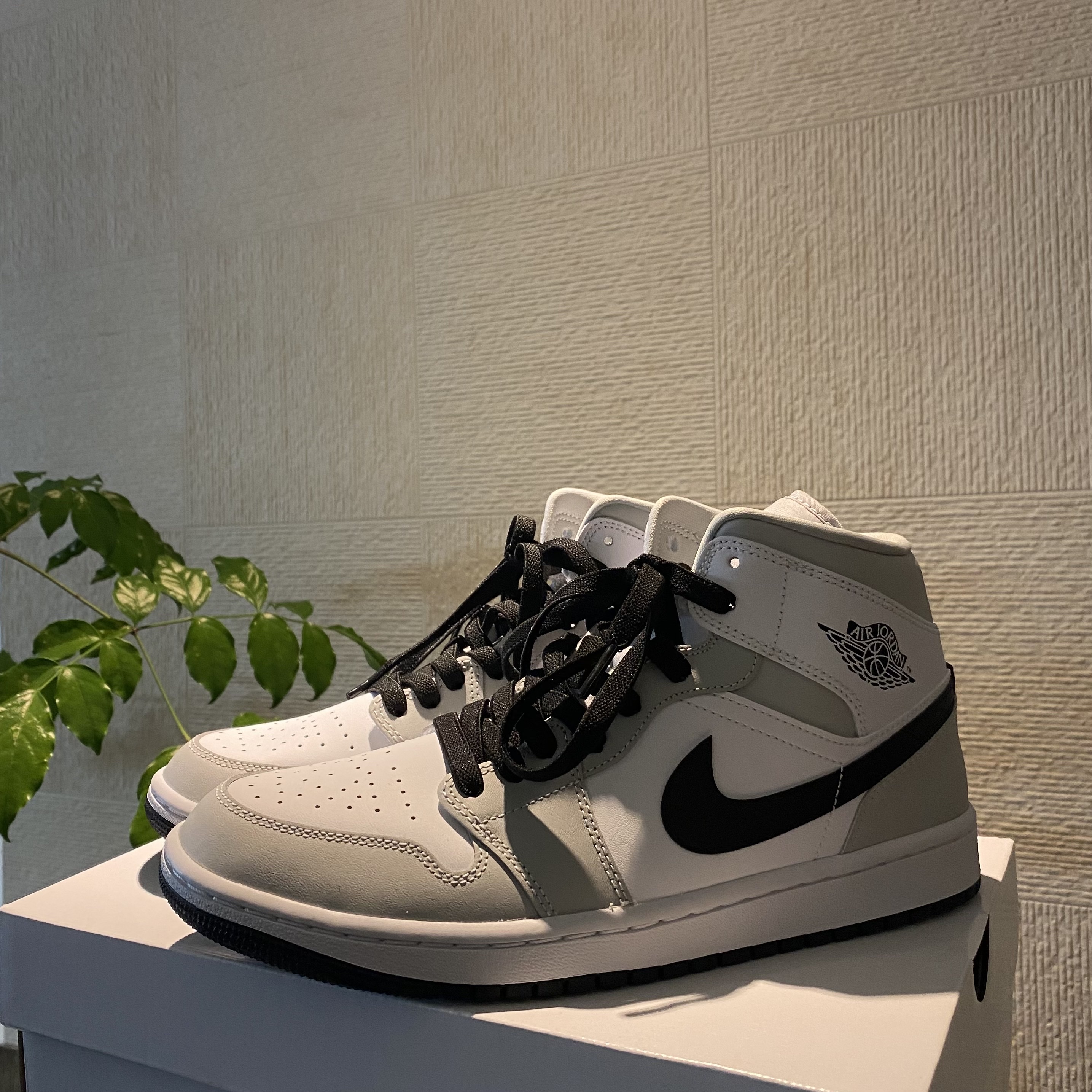 (W) Jordan 1 Mid Grey Fog 착용 스타일