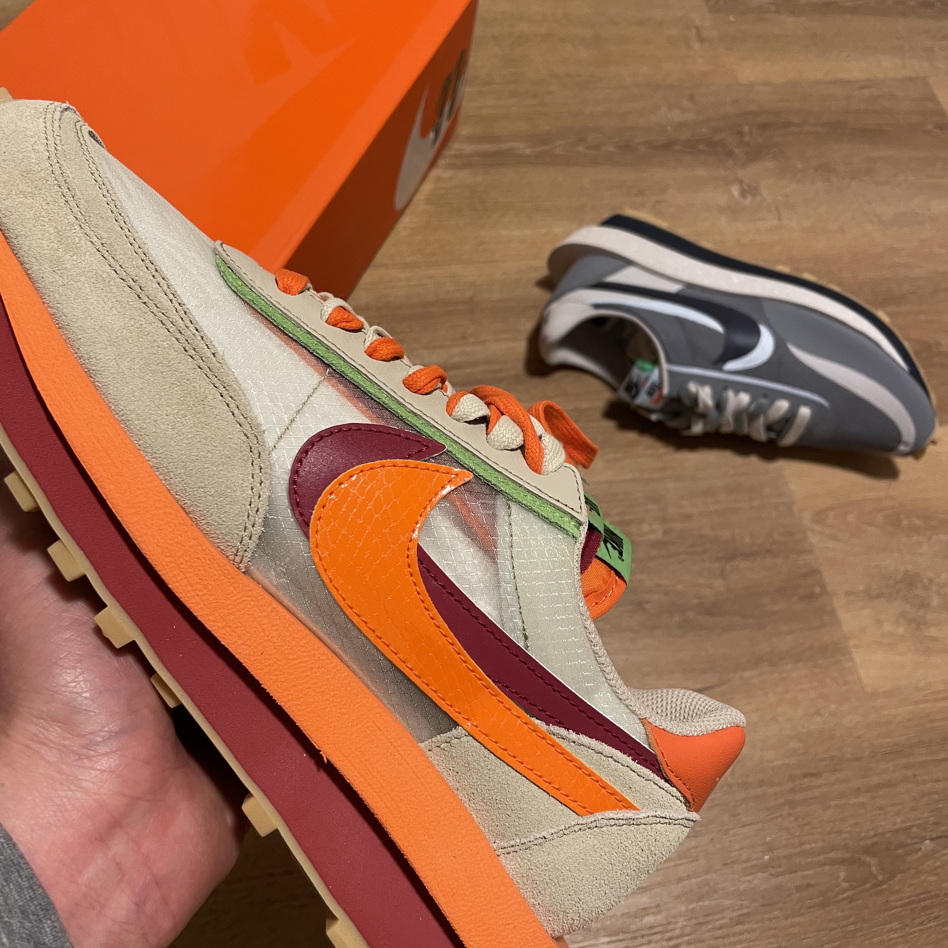 Nike x Sacai x Clot LDWaffle Cool Grey, Nike x Sacai x Clot LDWaffle Orange Blaze 착용 스타일