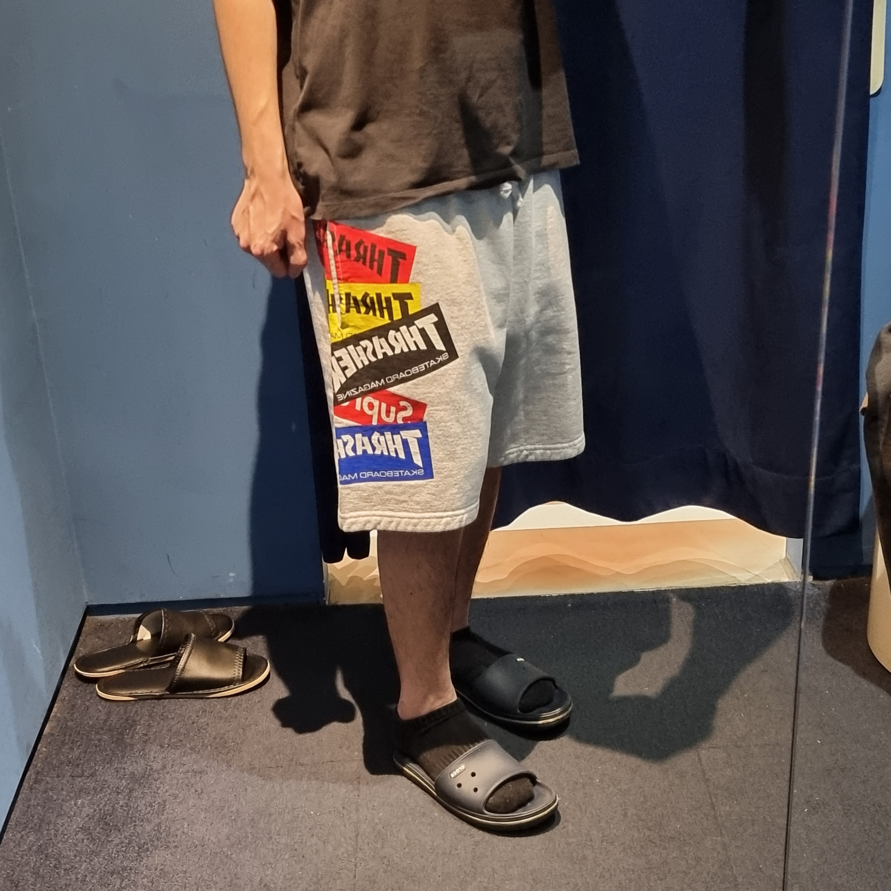 Supreme x Thrasher Multi Logo Sweatshorts Ash Grey - 21FW 착용 스타일