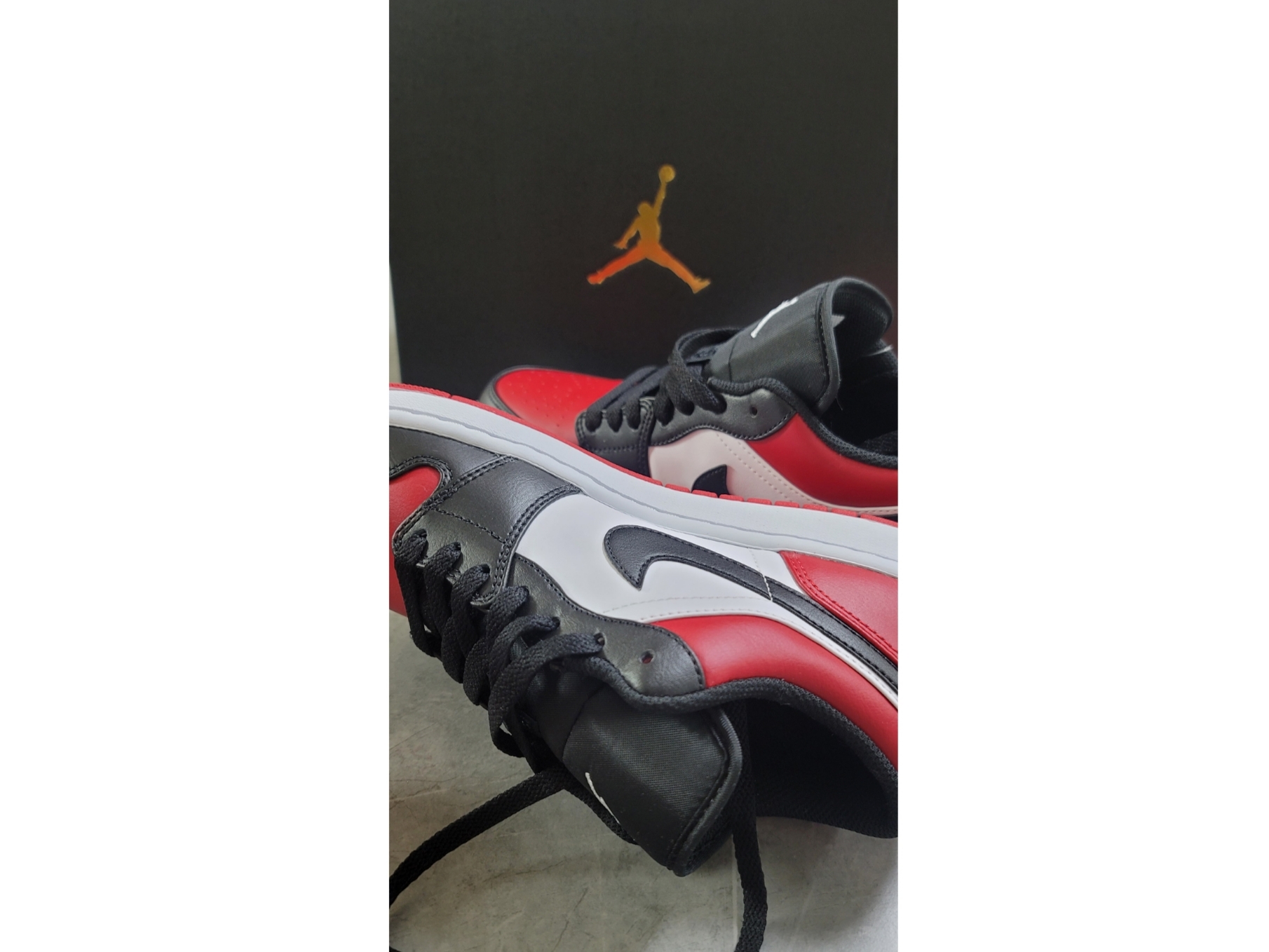 Jordan 1 Low Bred Toe 착용 스타일 - 1