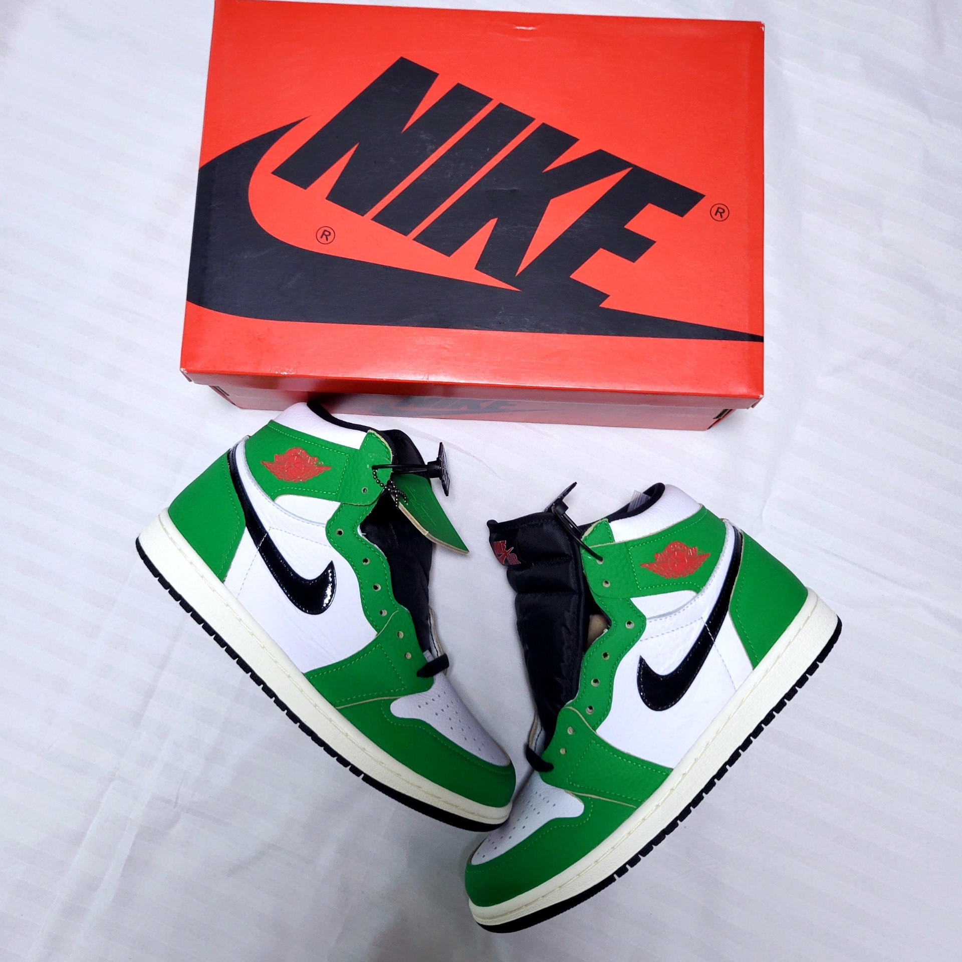 (W) Jordan 1 Retro High OG Lucky Green 착용 스타일