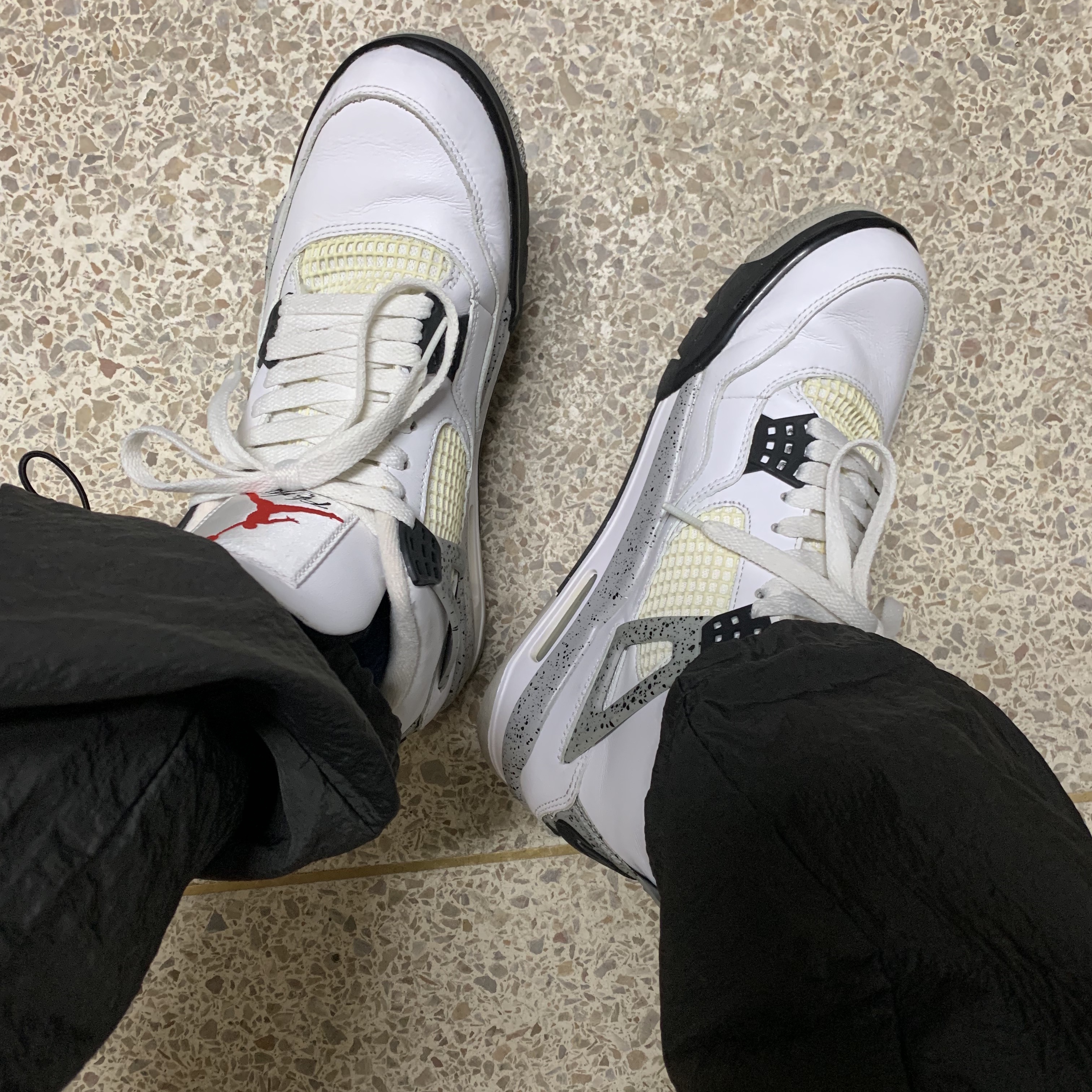 Jordan 4 Retro OG White Cement 2016 착용 스타일