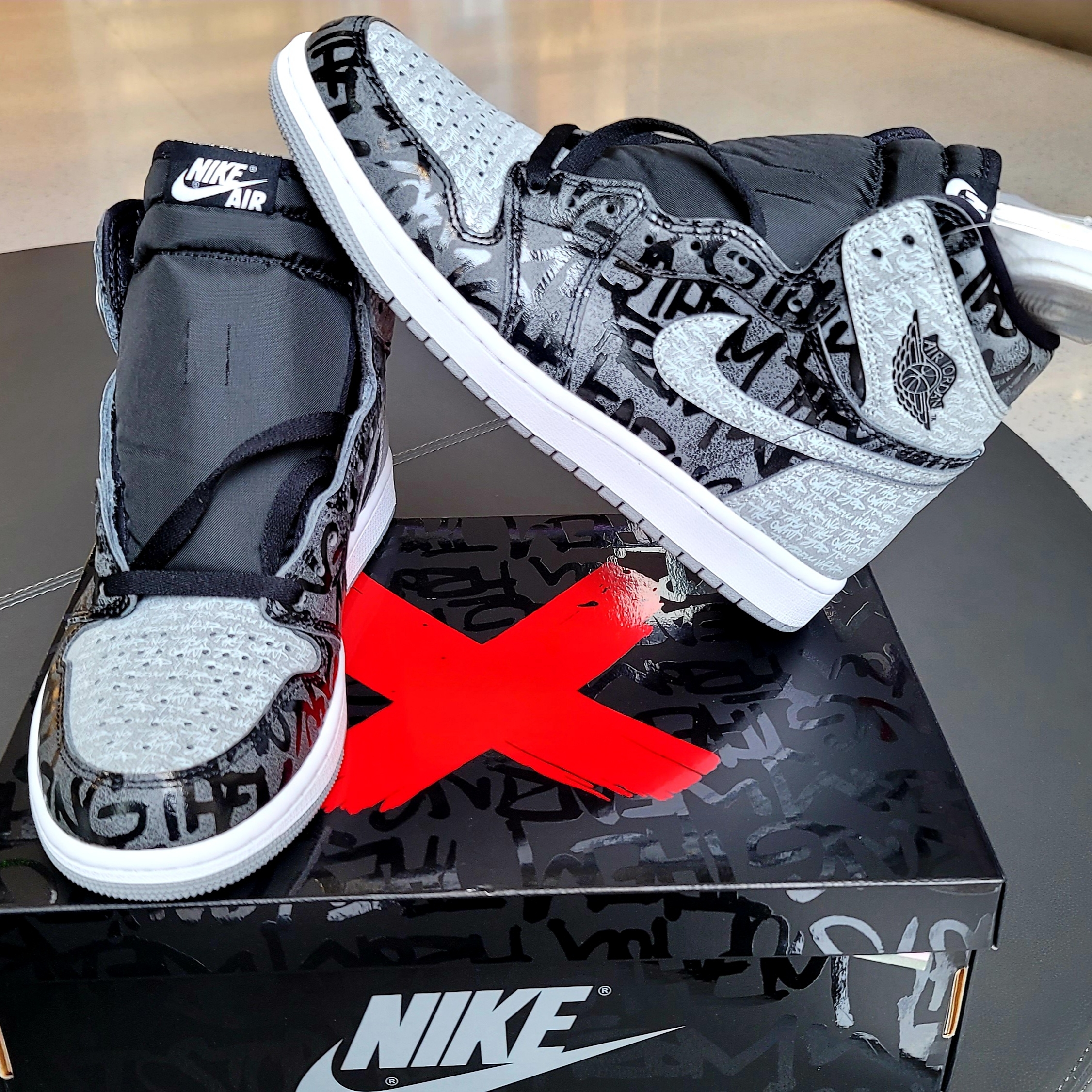 Jordan 1 Retro High OG Rebellionaire 착용 스타일