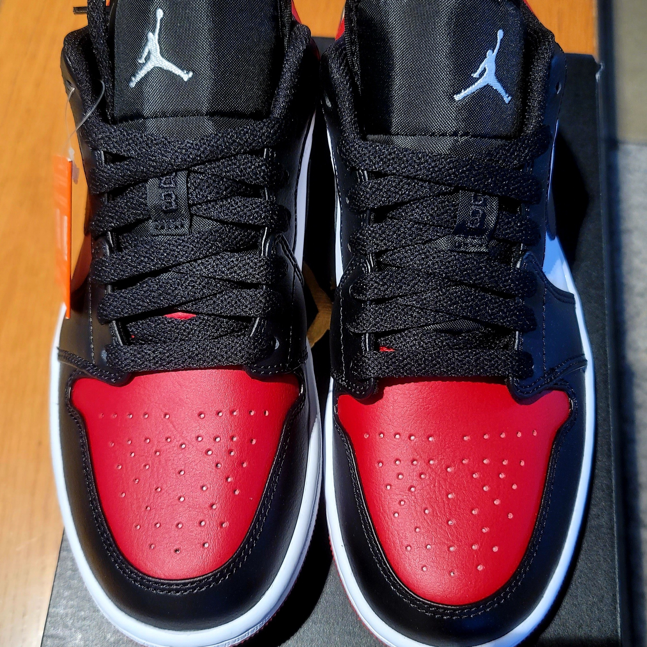 Jordan 1 Low Bred Toe 착용 스타일 - 2